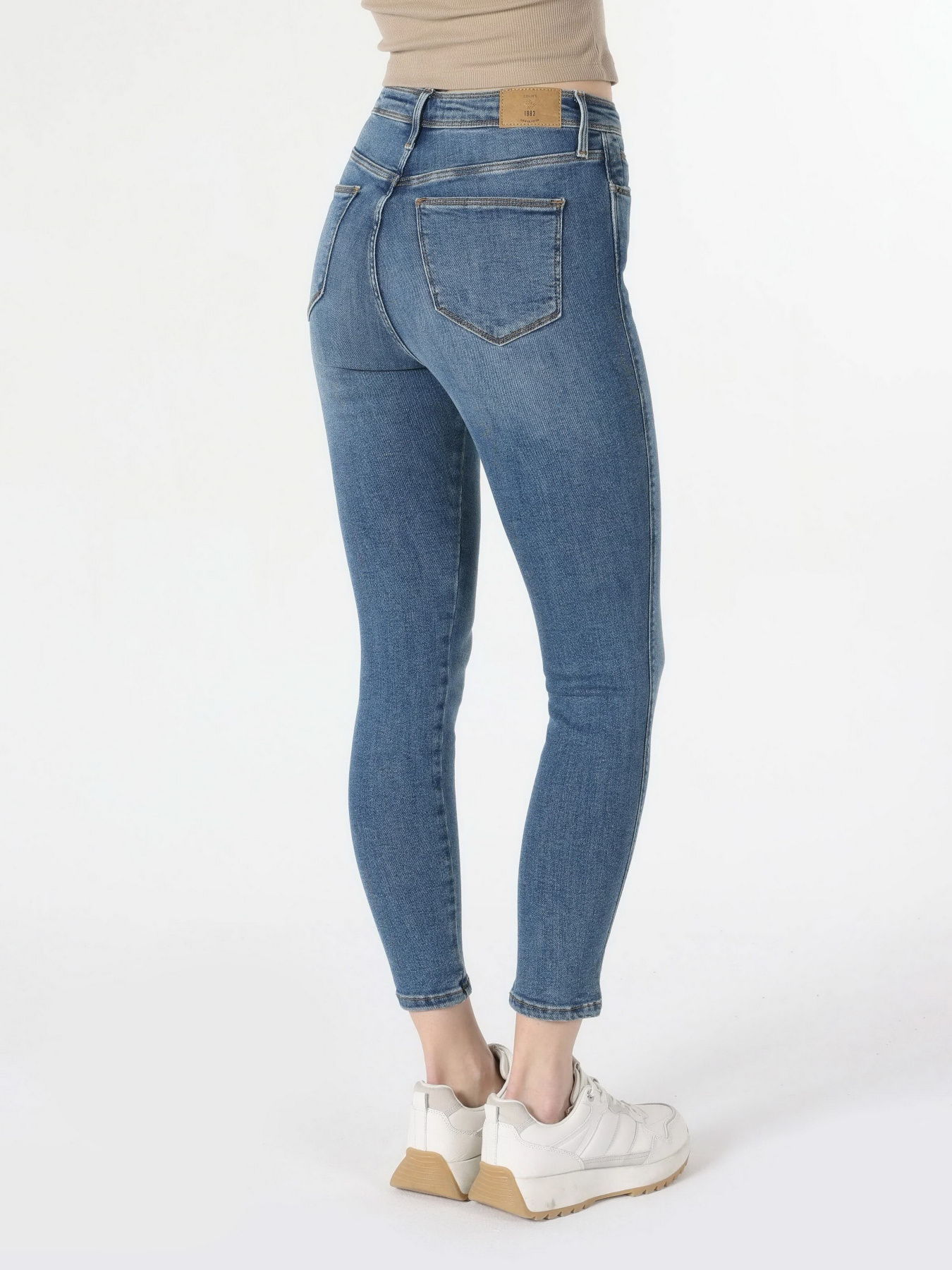 Завужені джинси Colin’s 760 Diana модель CL1062340DN42428 Фото