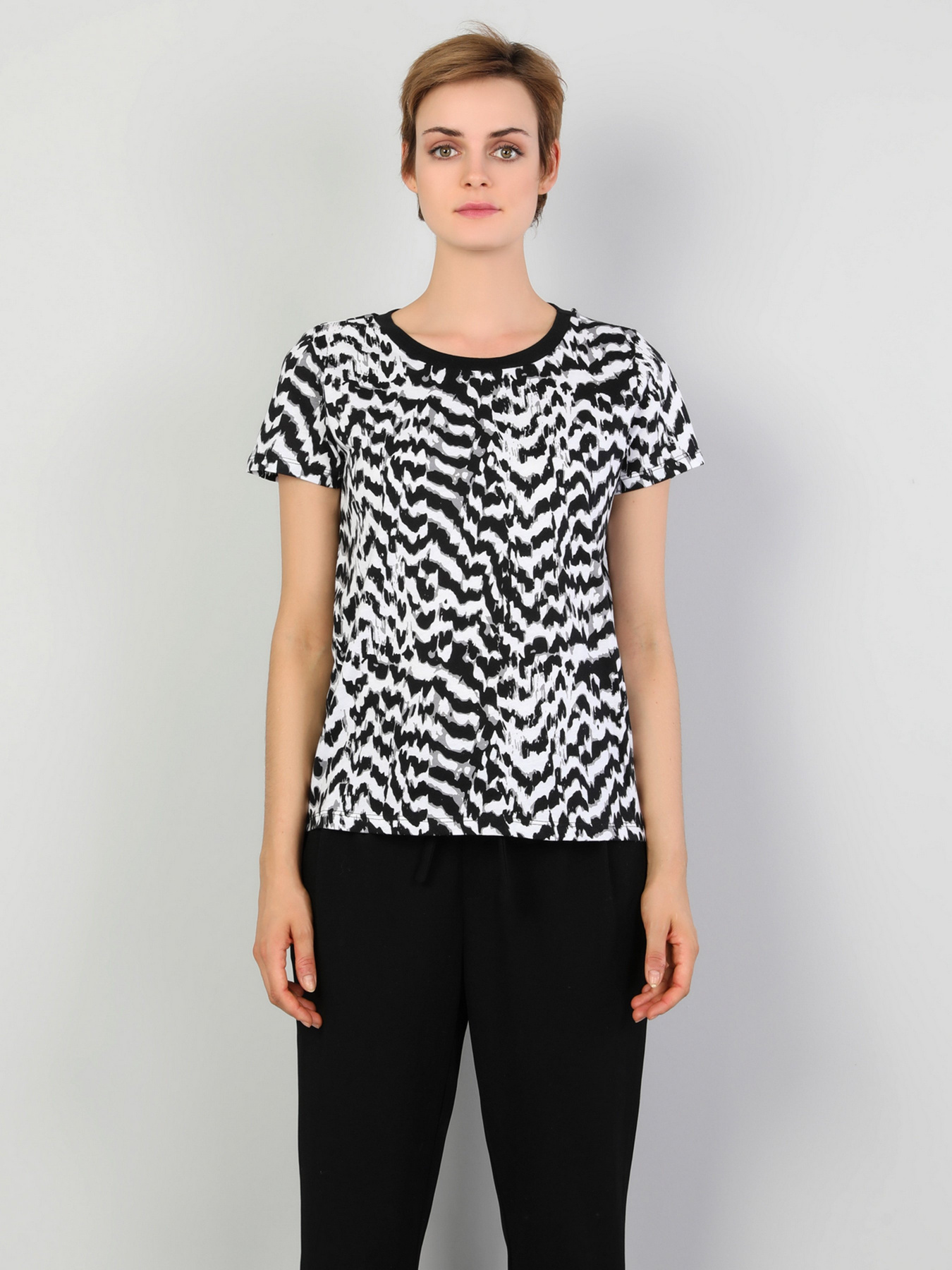 Футболки і поло Colin’s модель CL1047252BLK Футболки і поло Colin’s модель CL1047252BLK Фото
