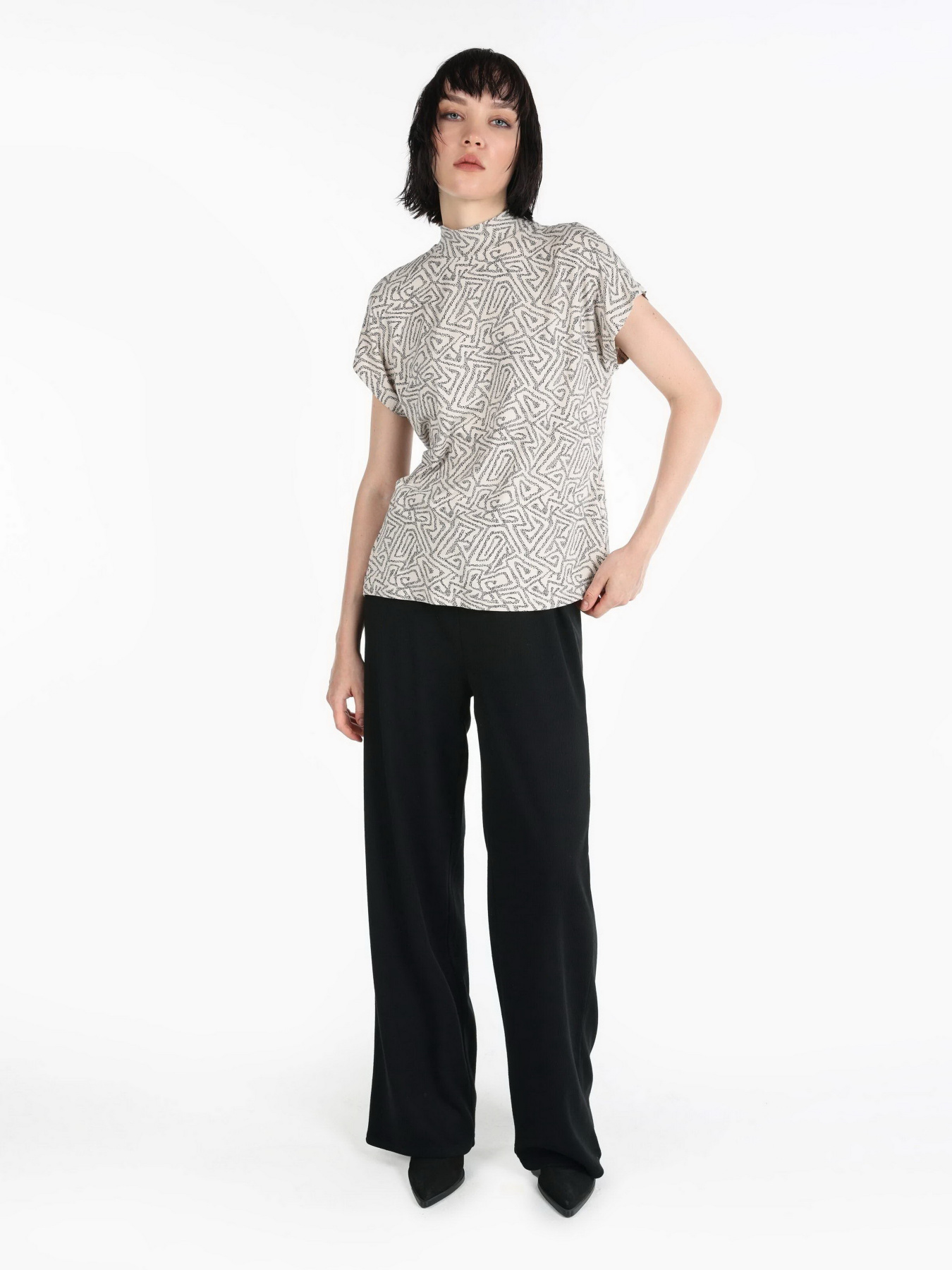 Джогери Colin’s модель CL1065911BLK Фото