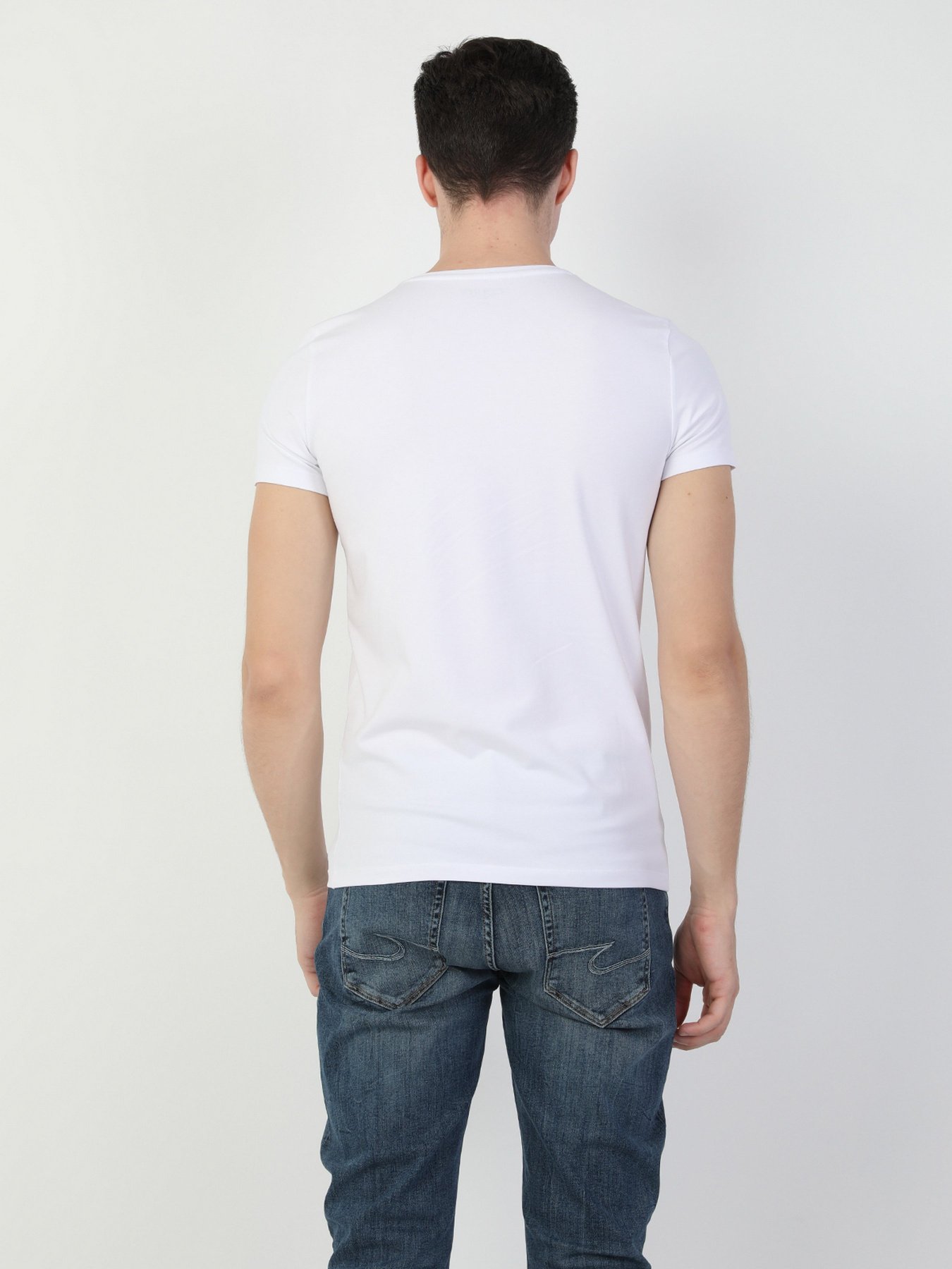 Футболки и поло Colin’s модель CL1047682WHT Фото