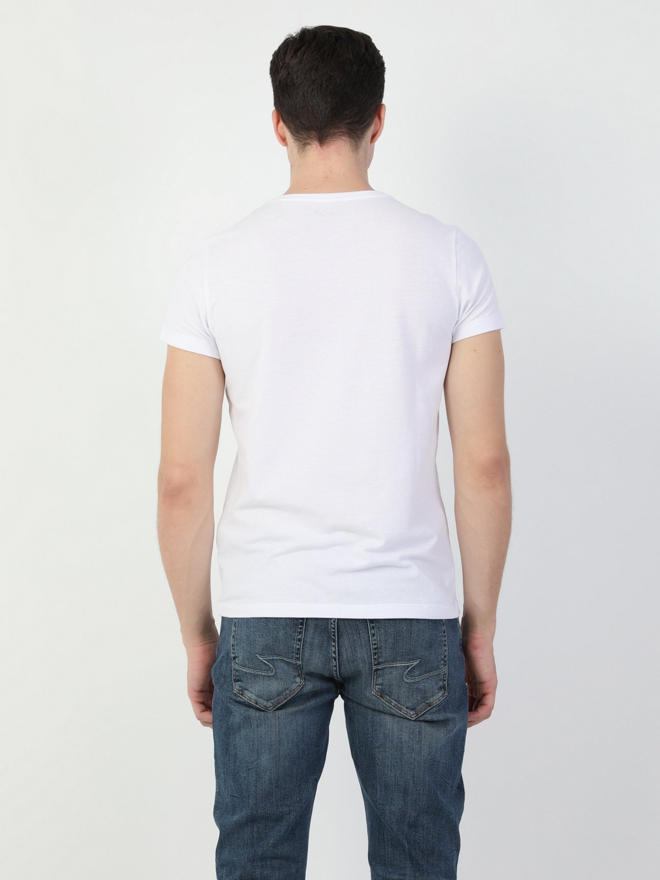 Футболки і поло Colin’s модель CL1047715WHT Футболки і поло Colin’s модель CL1047715WHT Фото