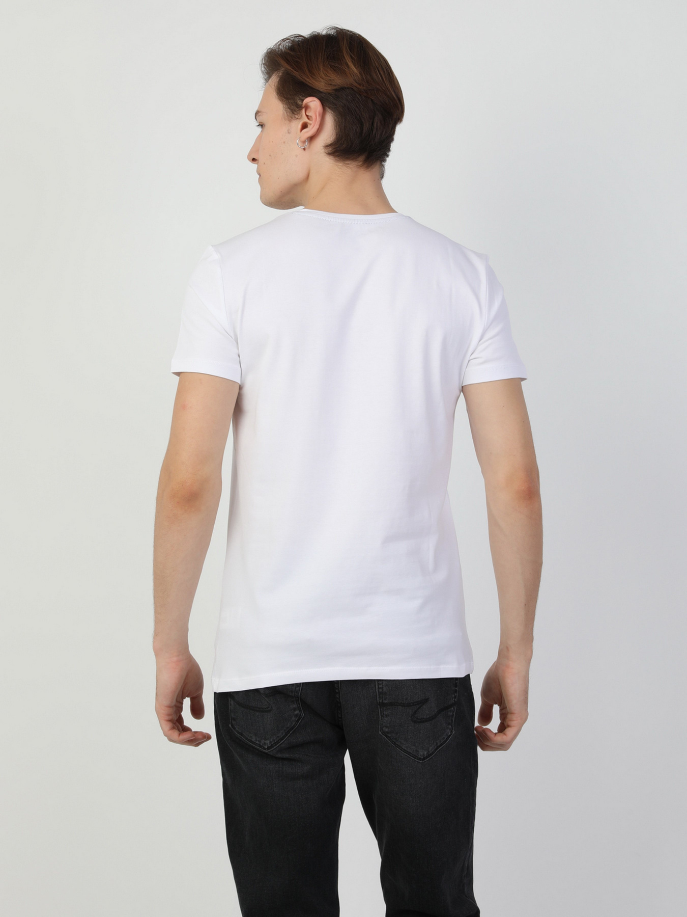 Футболки и поло Colin’s модель CL1048136WHT Фото