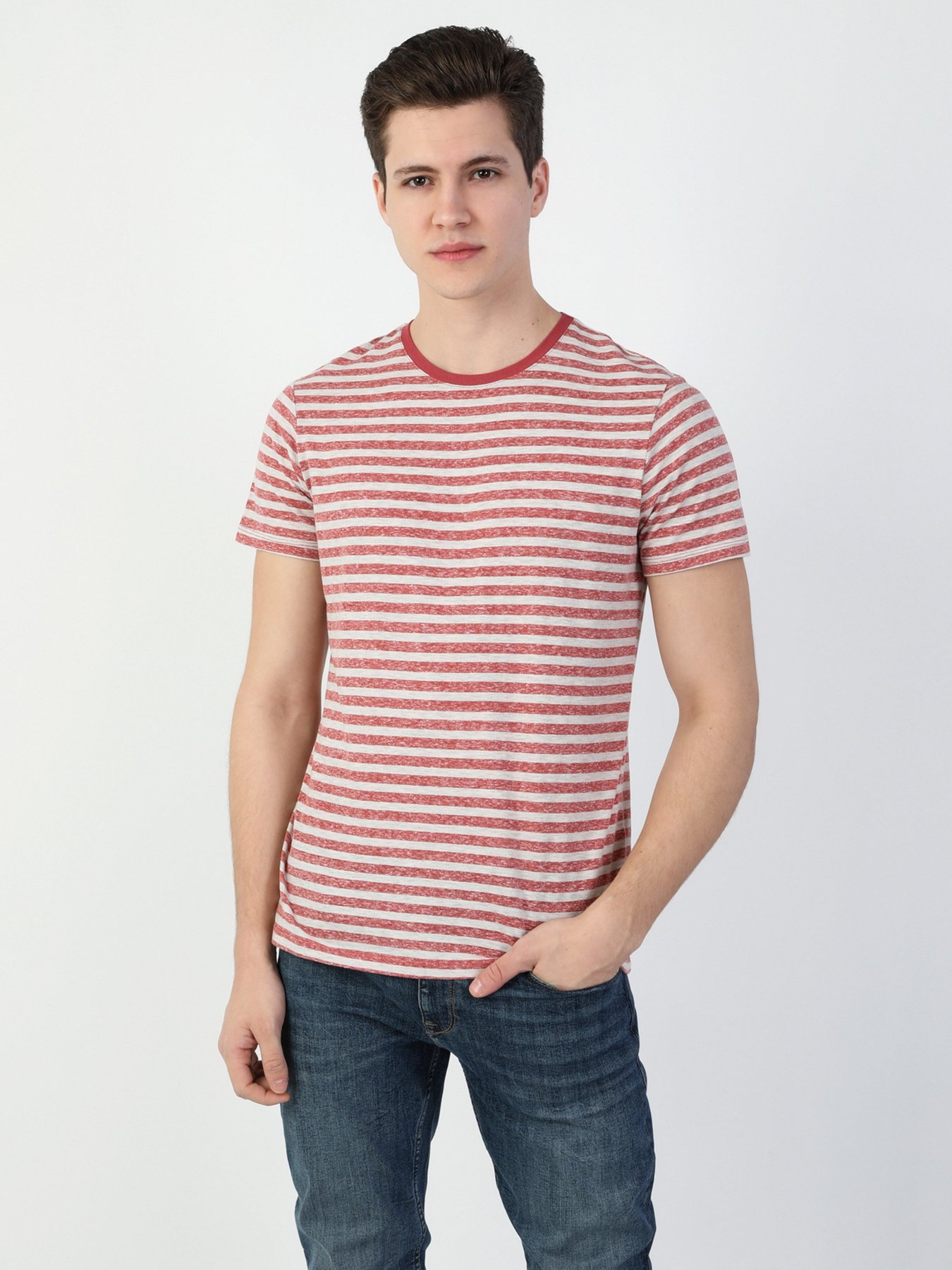 Футболки и поло Colin’s модель CL1048236MCR Фото