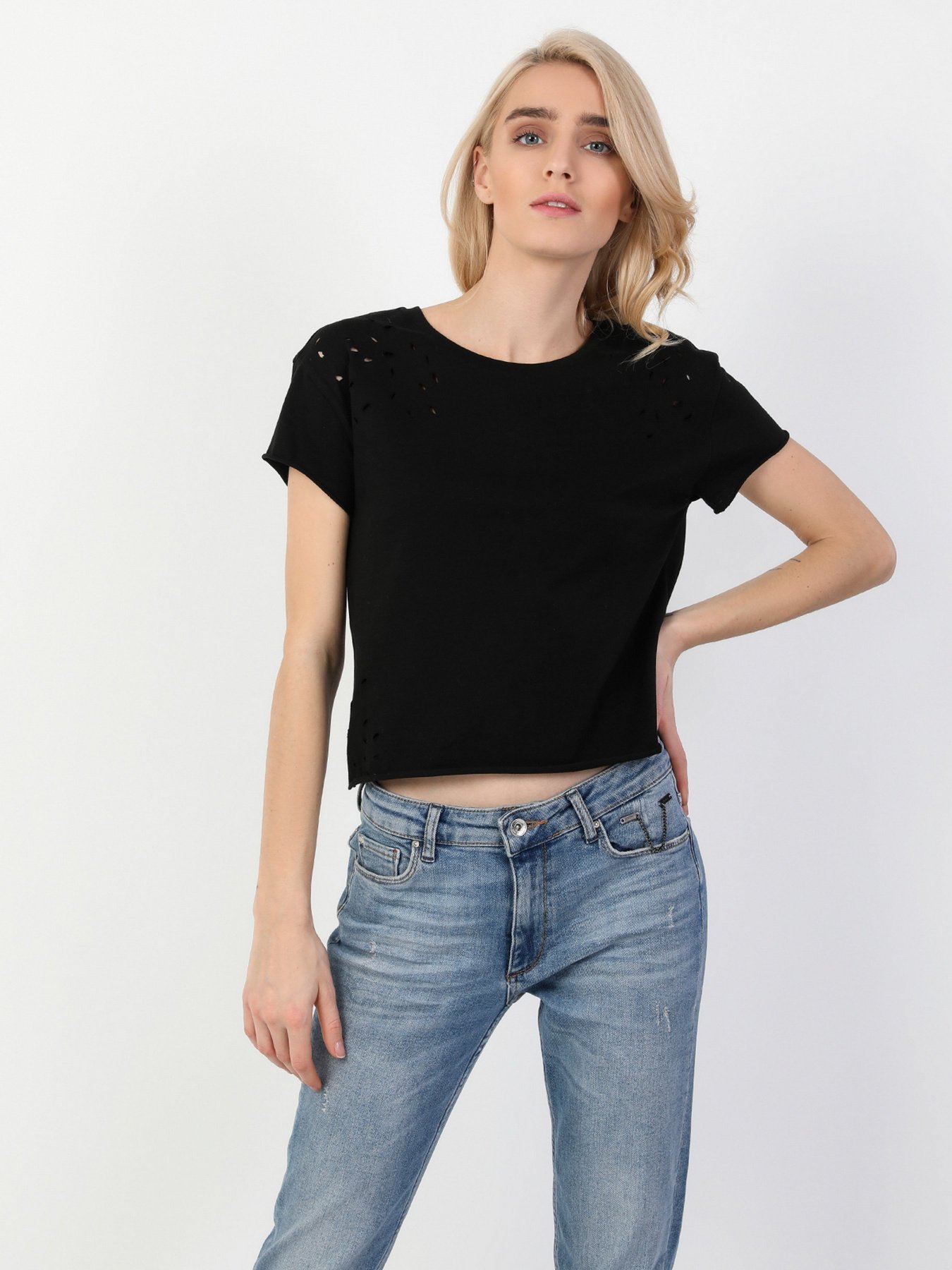 Футболки и поло Colin’s модель CL1048306BLK Фото