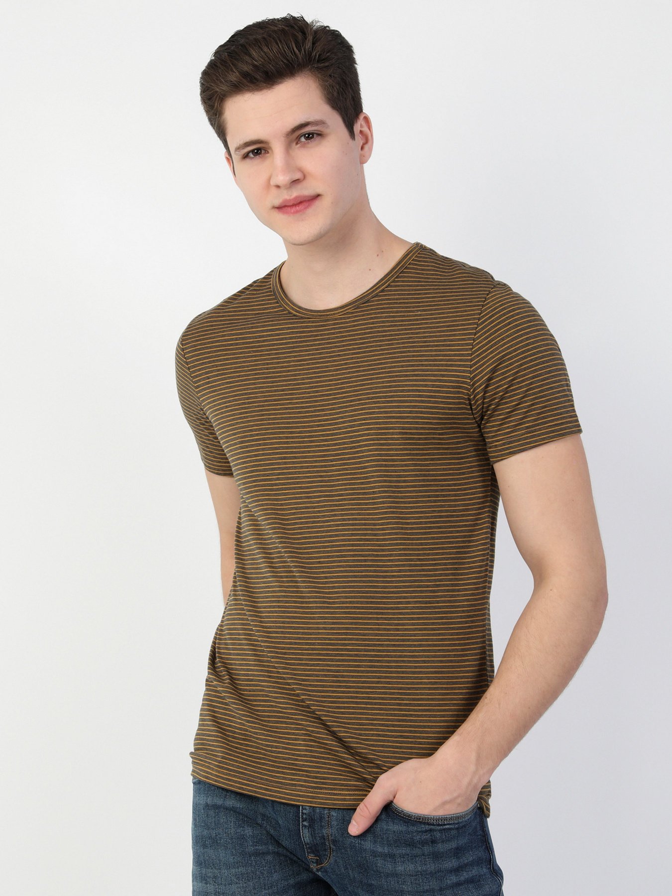 Футболки і поло Colin’s модель CL1048473YLS Фото