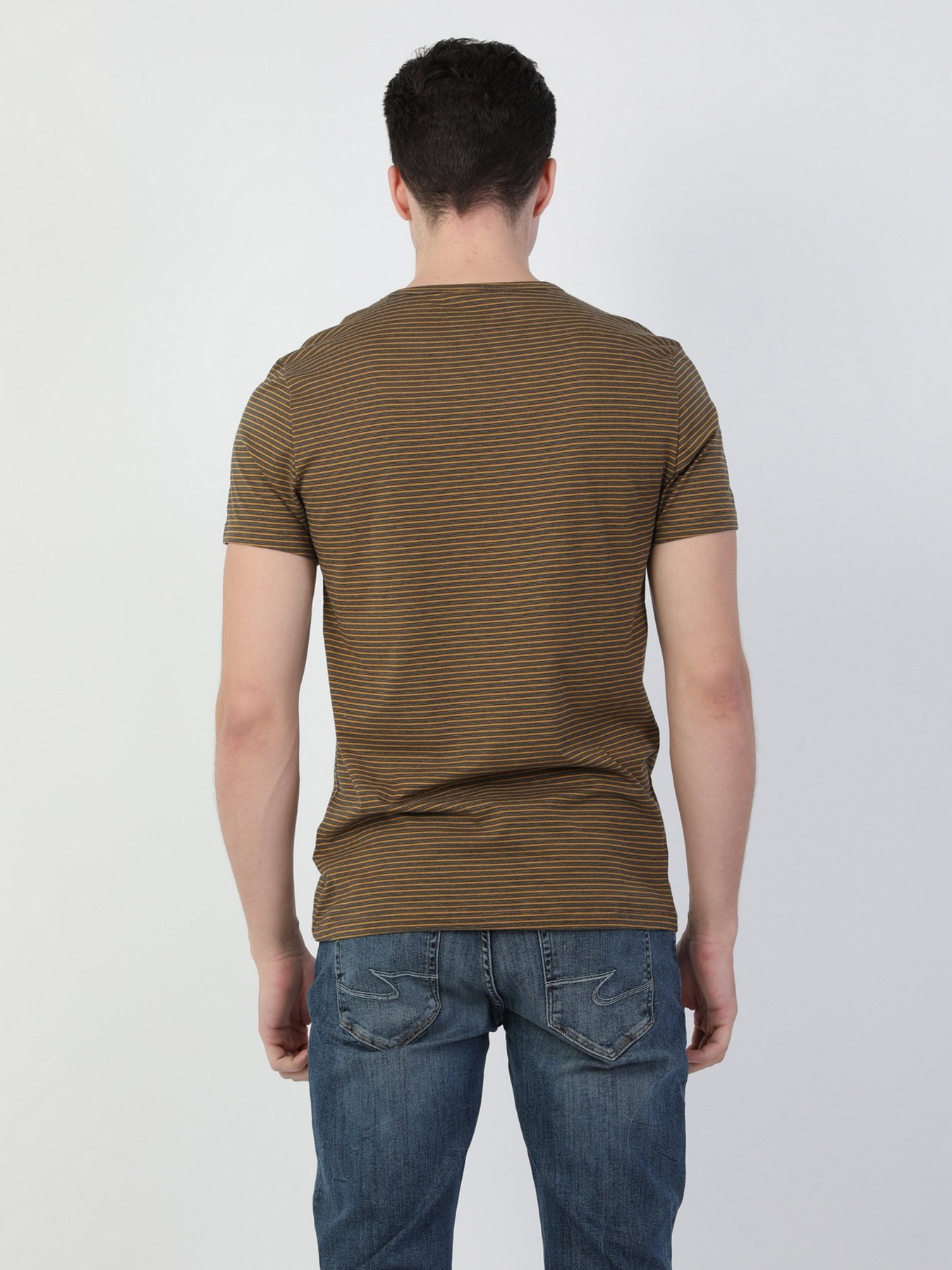 Футболки и поло Colin’s модель CL1048473YLS Футболки и поло Colin’s модель CL1048473YLS Фото