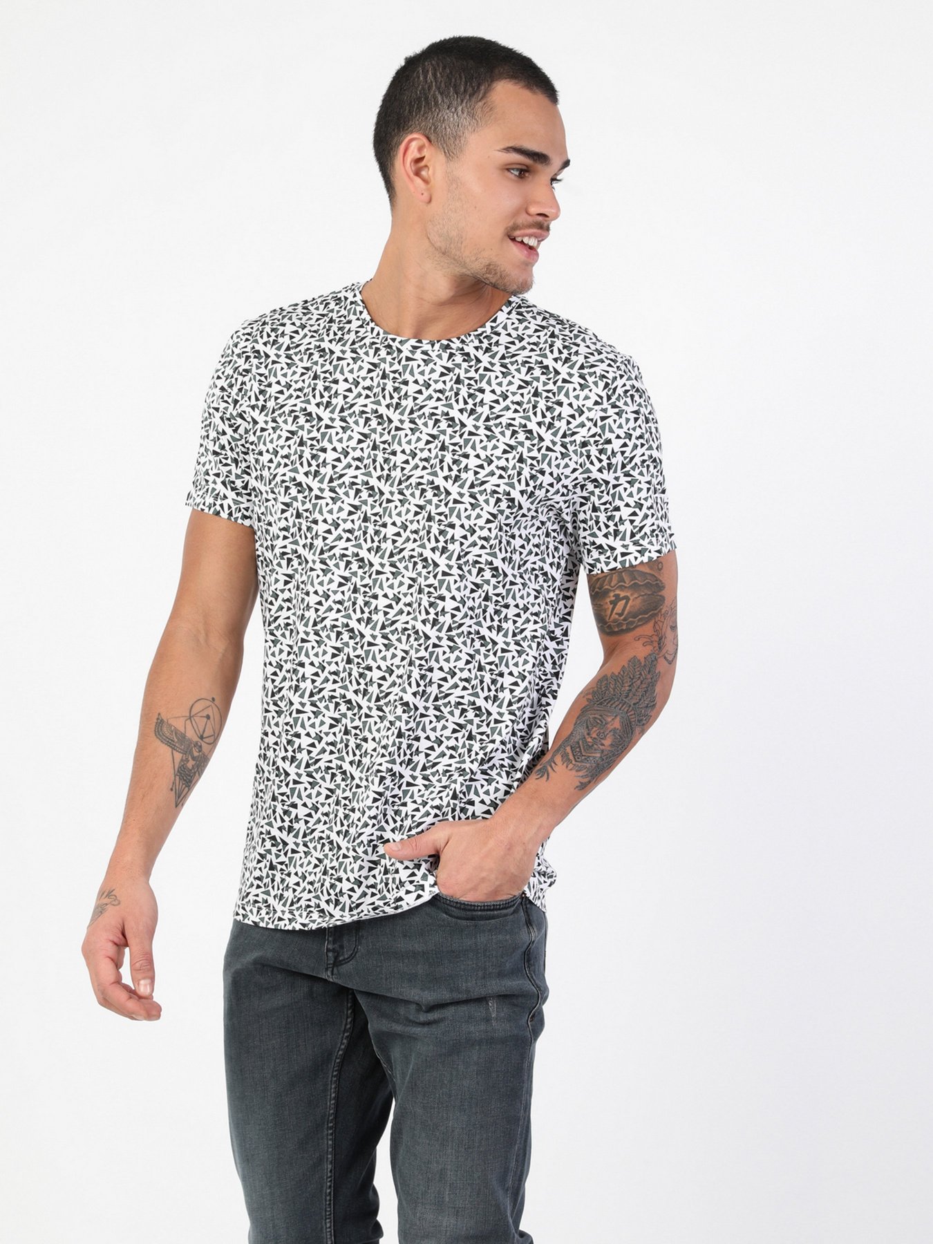 Футболки и поло Colin’s модель CL1048478WHT Фото