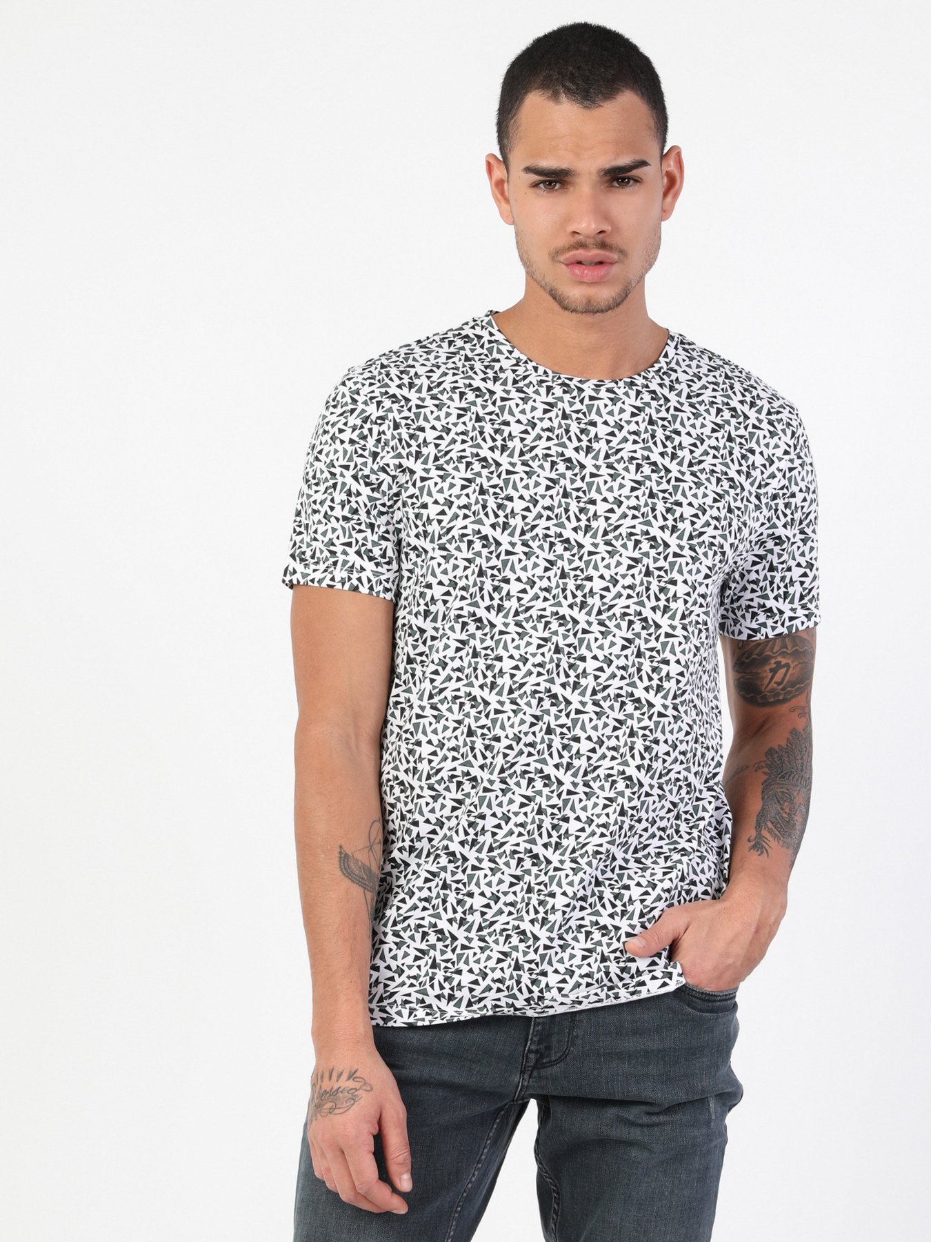 Футболки и поло Colin’s модель CL1048478WHT Фото