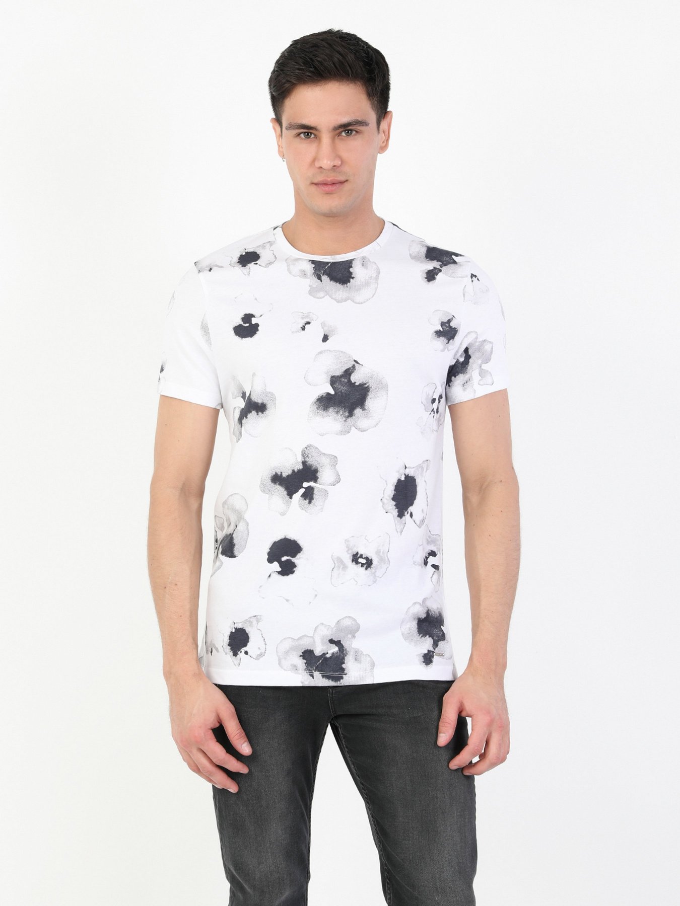 Футболки и поло Colin’s модель CL1048502WHT Фото