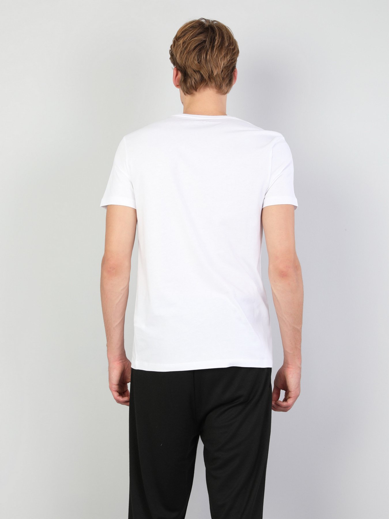 Футболки и поло Colin’s модель CL1048559WHT Фото