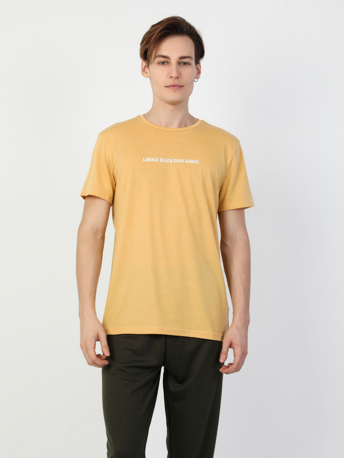 Футболки и поло Colin’s модель CL1048563YLM Фото