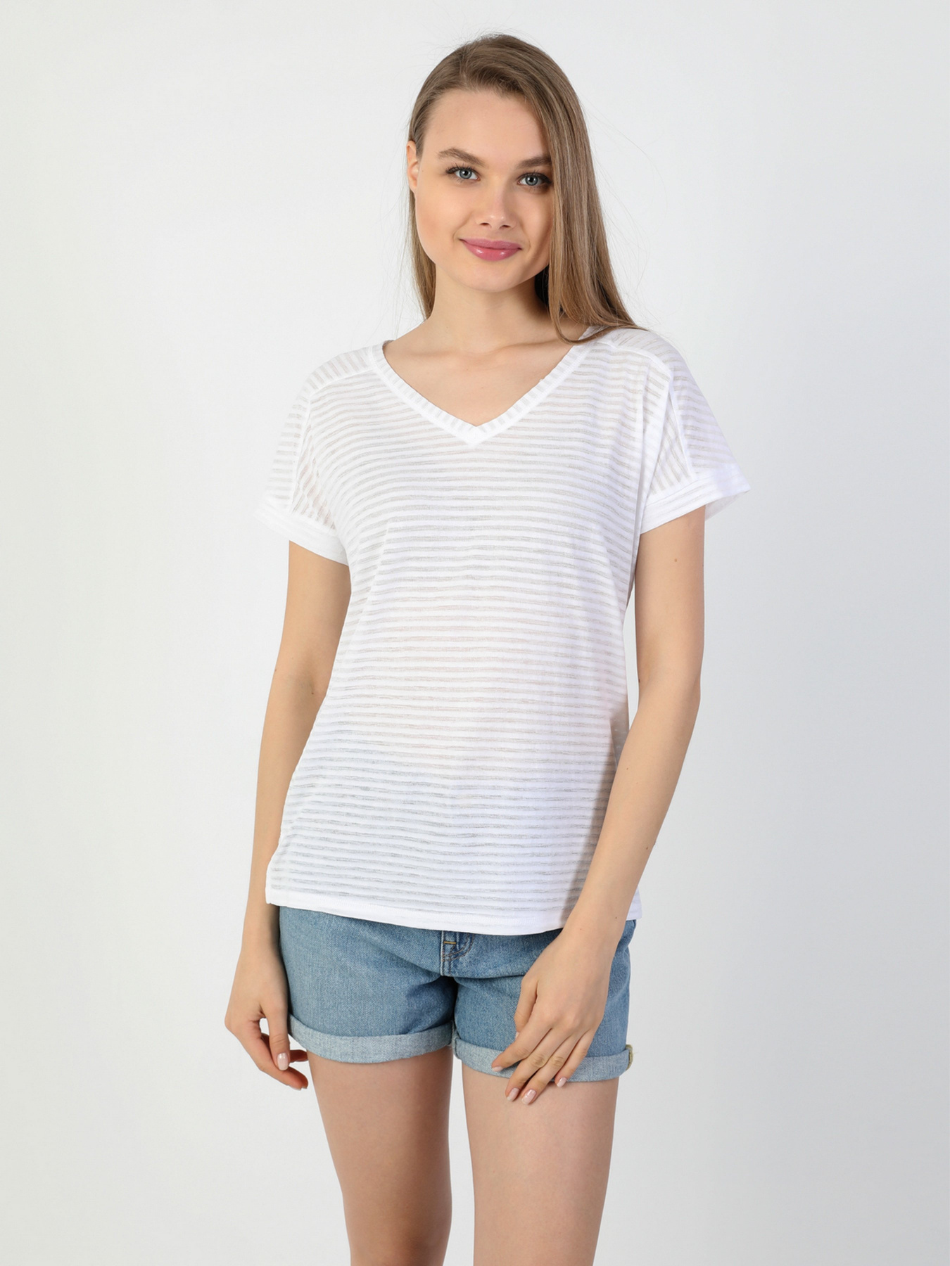 Футболки и поло Colin’s модель CL1048752WHT Фото