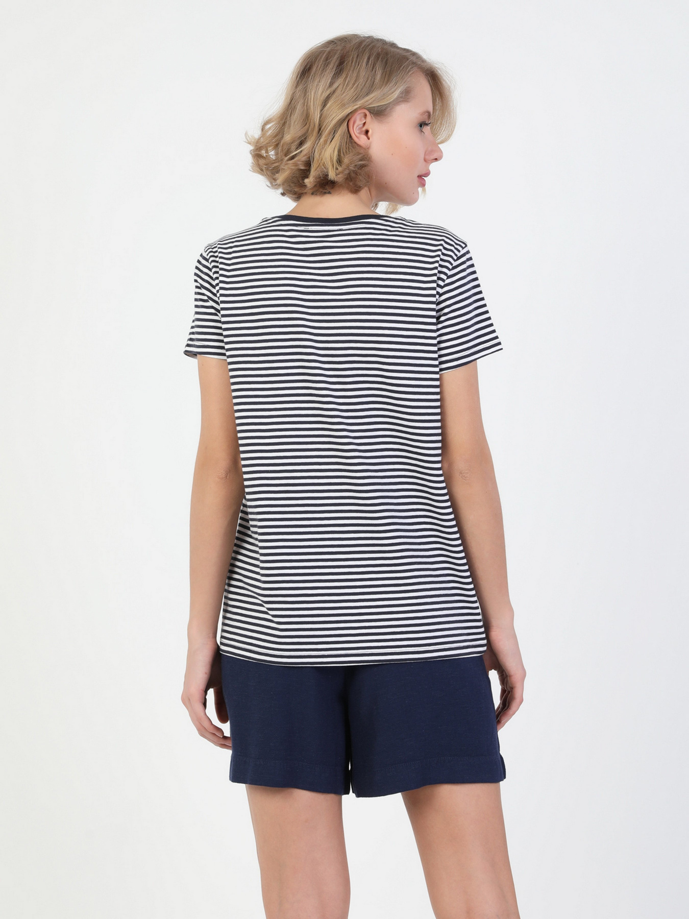 Футболки и поло Colin’s модель CL1048825NAV Фото