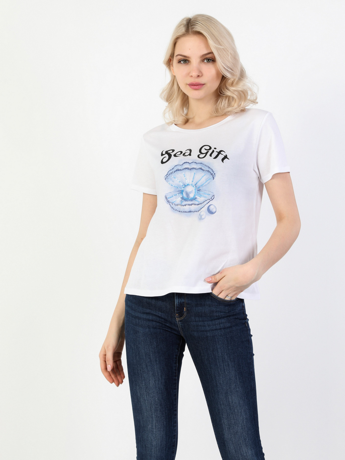 Футболка Colin’s модель CL1049056WHT Фото