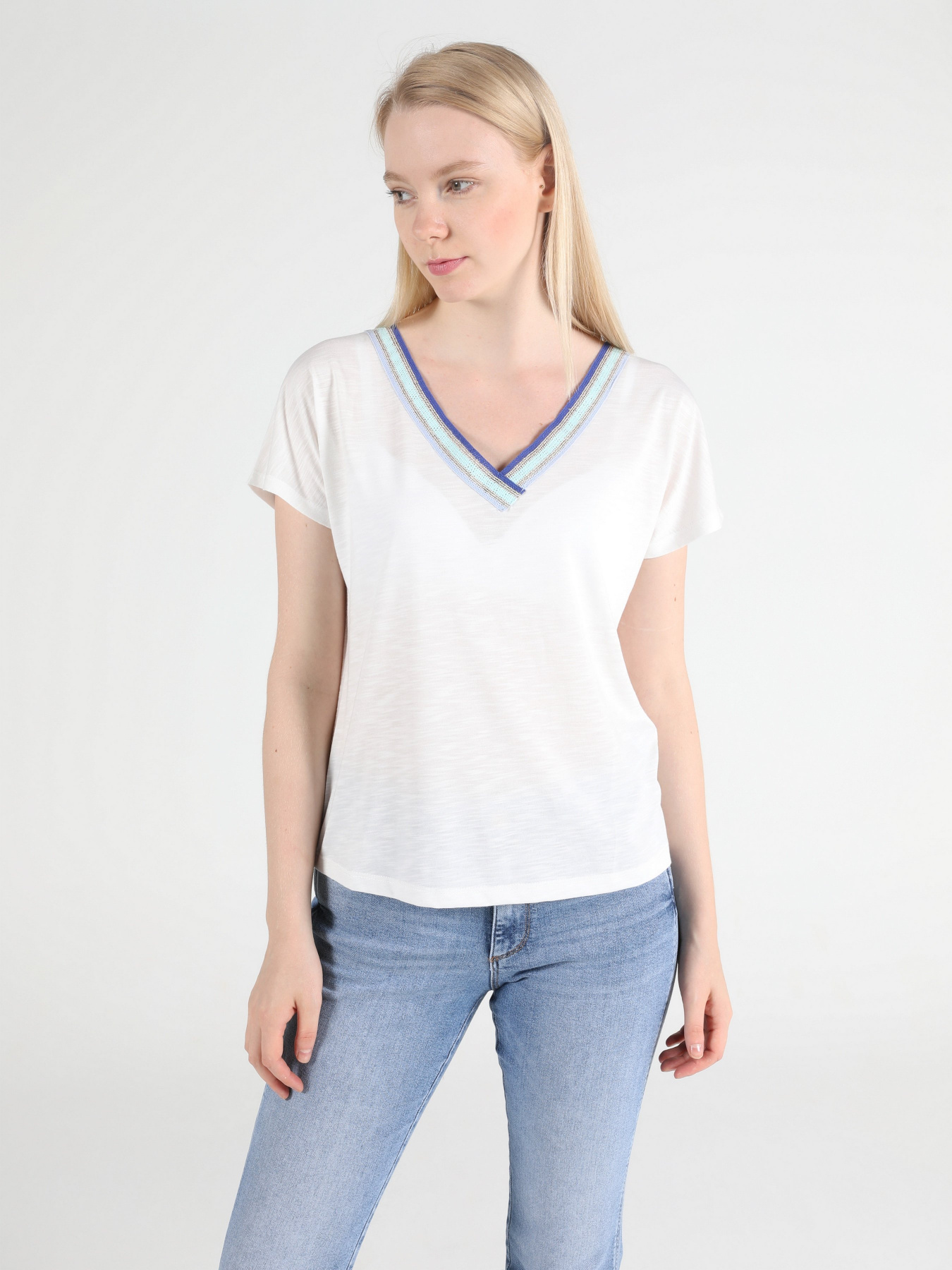 Футболки и поло Colin’s модель CL1049084OFW Фото