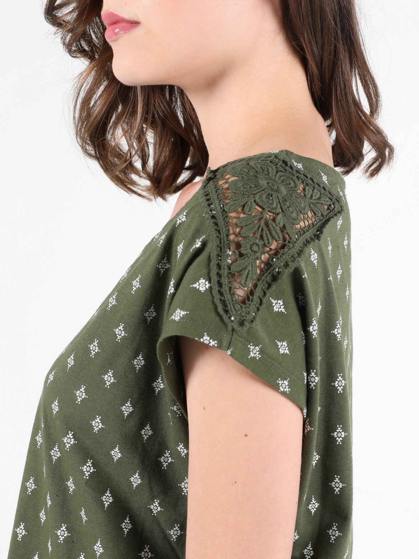 Футболки и поло Colin’s модель CL1049127KHA Фото