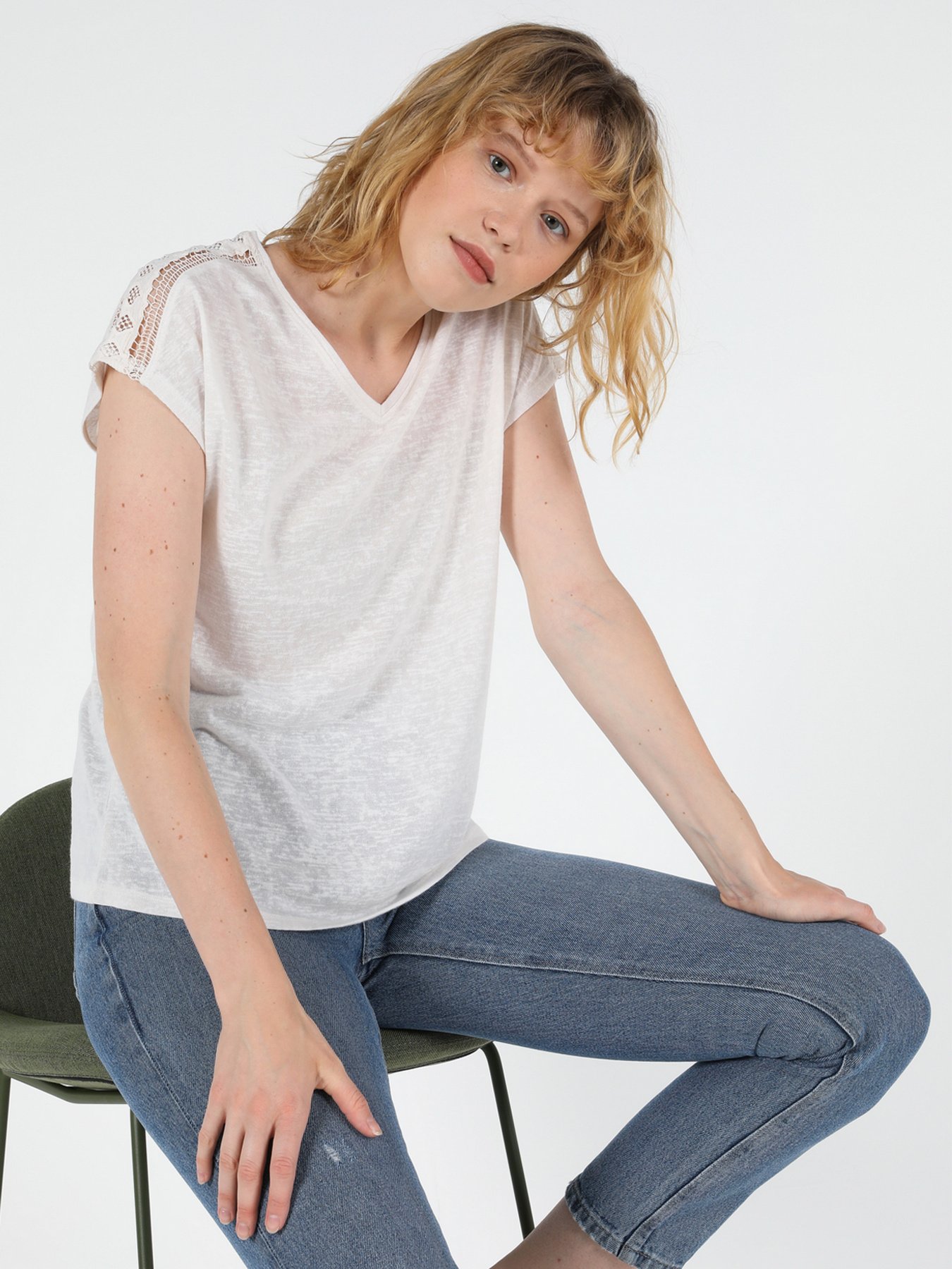 Футболки и поло Colin’s модель CL1049130BEI Фото