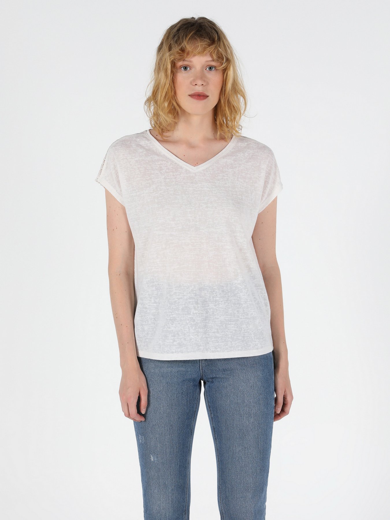 Футболки и поло Colin’s модель CL1049130BEI Фото