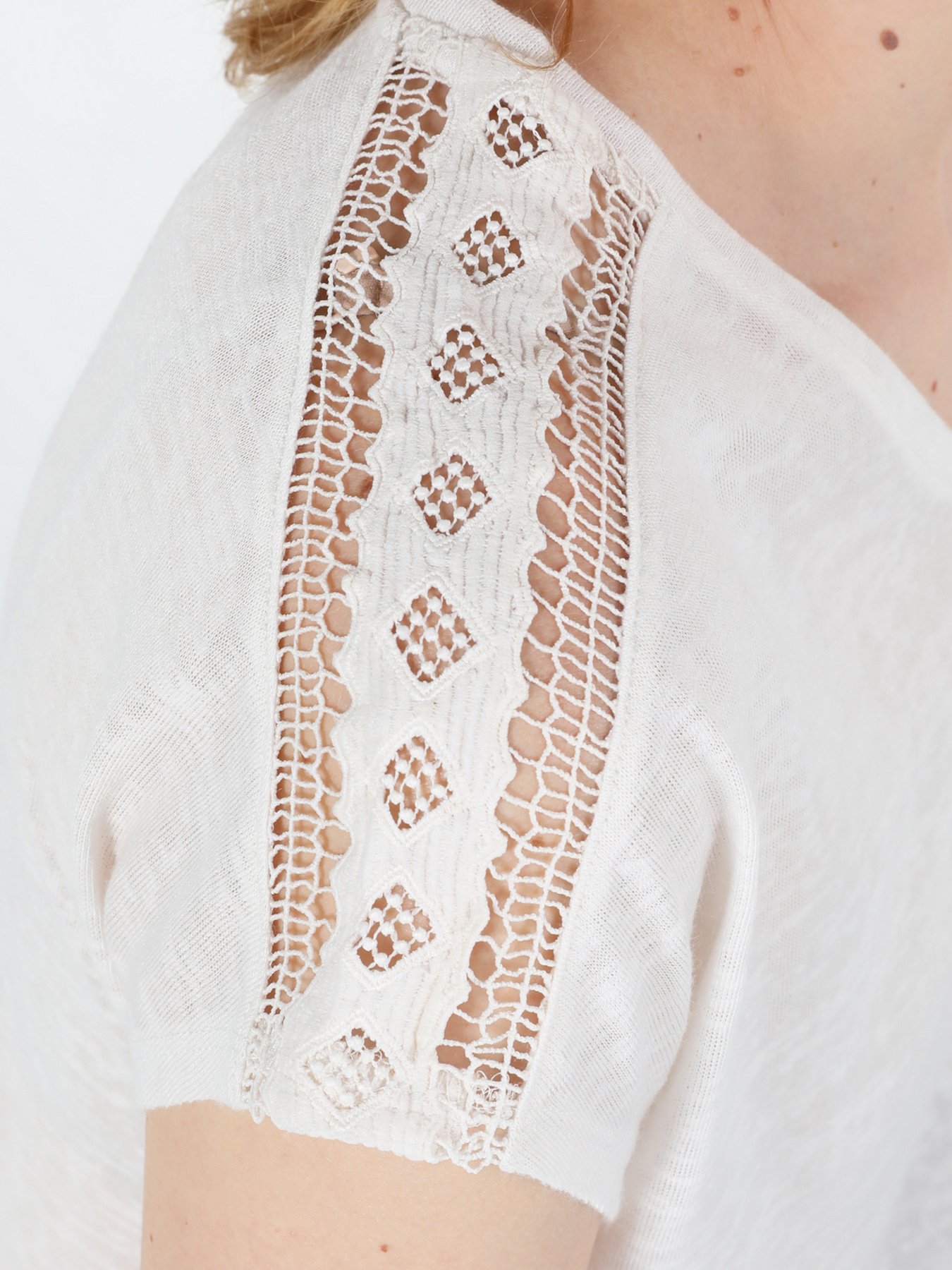 Футболки и поло Colin’s модель CL1049130BEI Фото