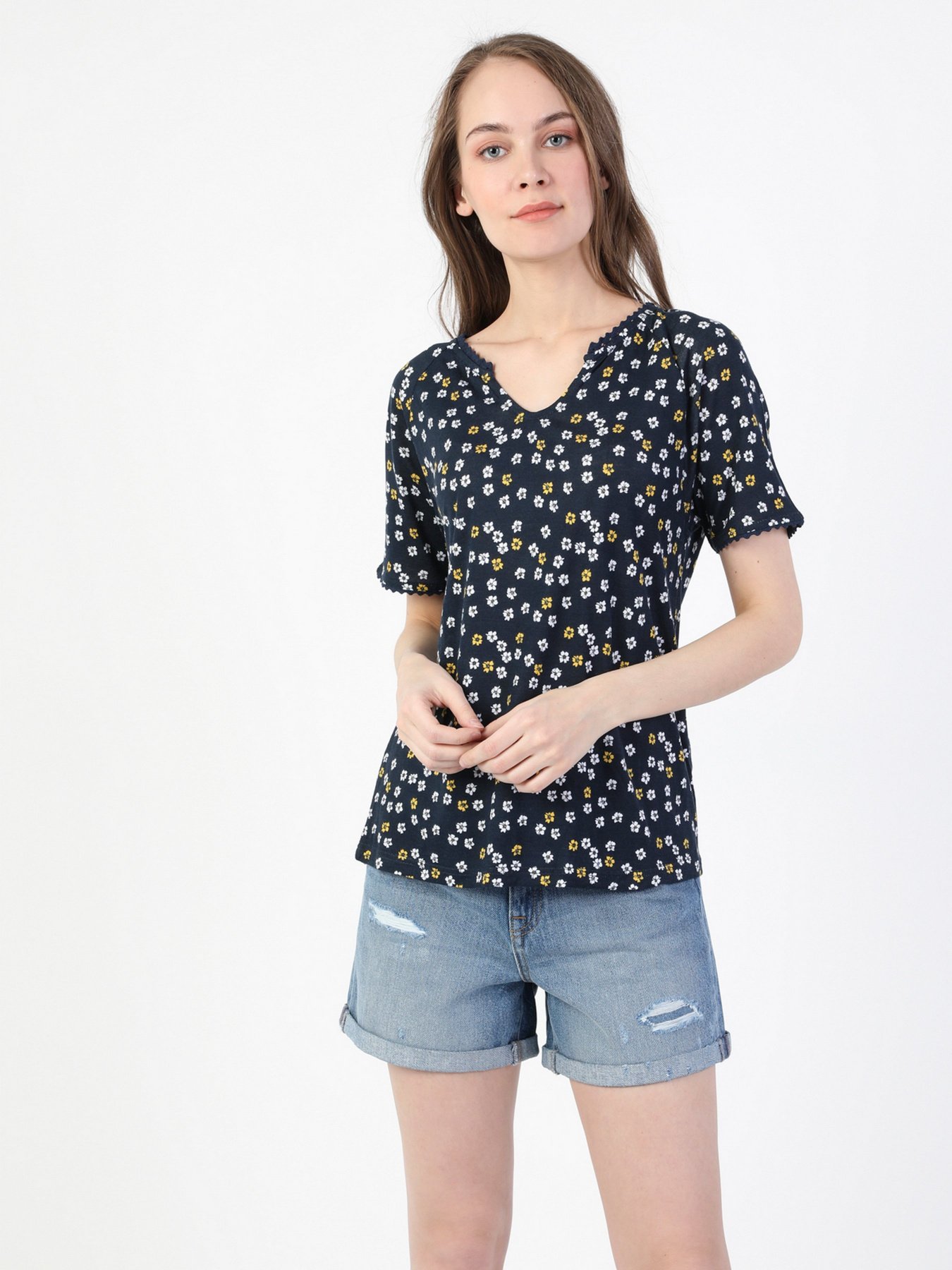 Футболка Colin’s модель CL1049135NAV Фото