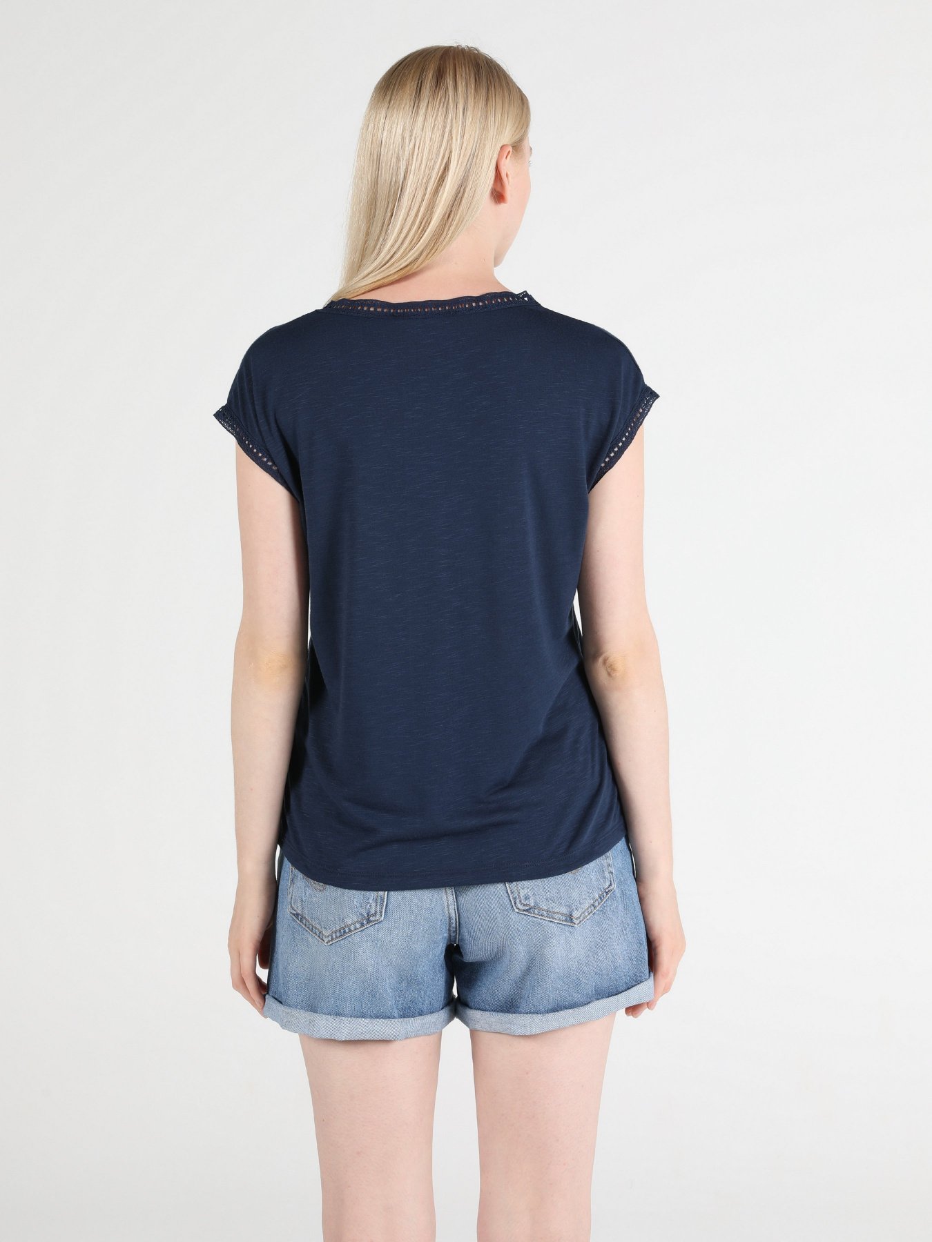 Футболки и поло Colin’s модель CL1049141NAV Фото