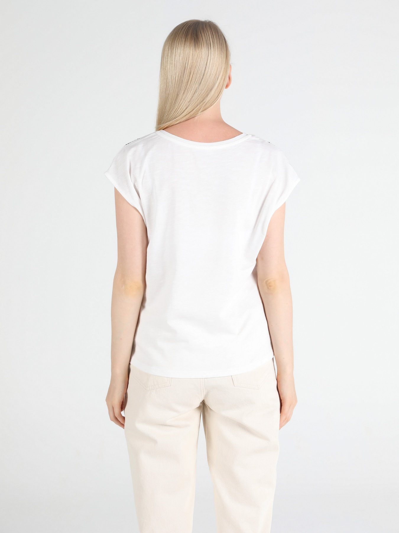 Футболки и поло Colin’s модель CL1049250OFW Фото