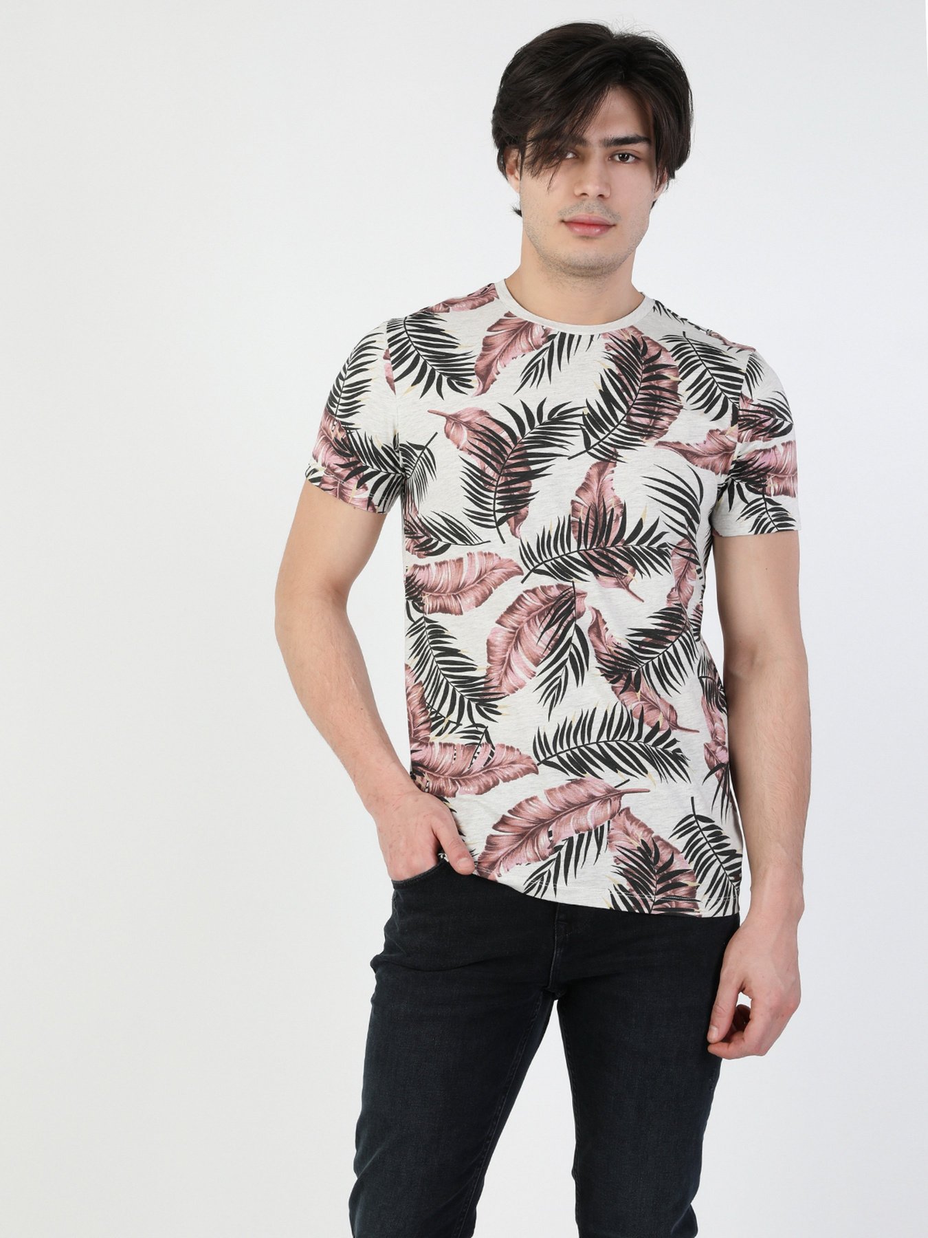 Футболки и поло Colin’s модель CL1049400BME Фото