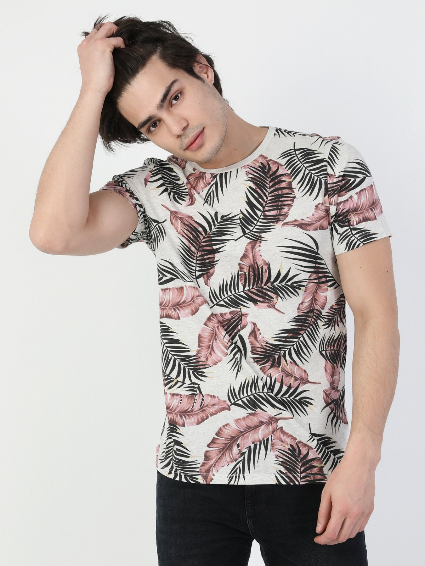 Футболки и поло Colin’s модель CL1049400BME Фото