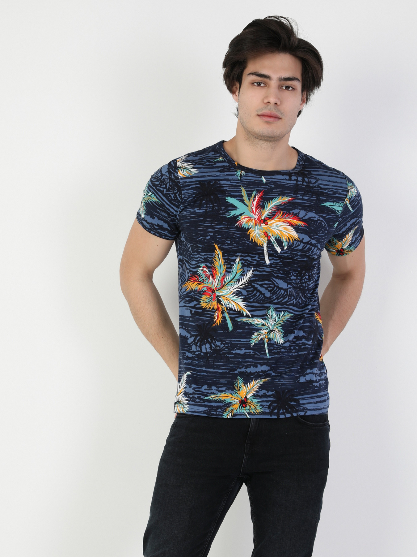 Футболки и поло Colin’s модель CL1049407NAV Фото