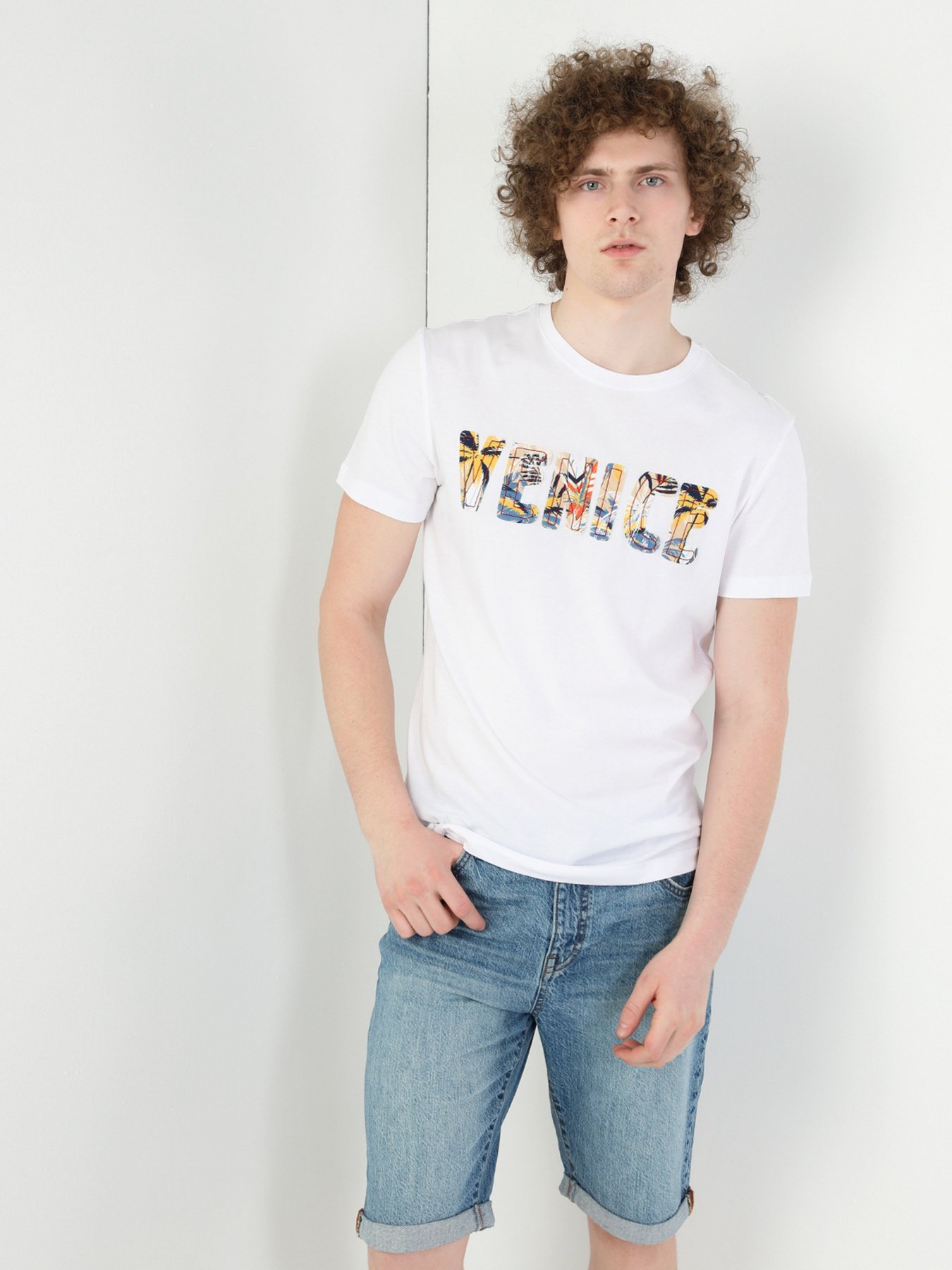 Футболки и поло Colin’s модель CL1049423WHT Фото