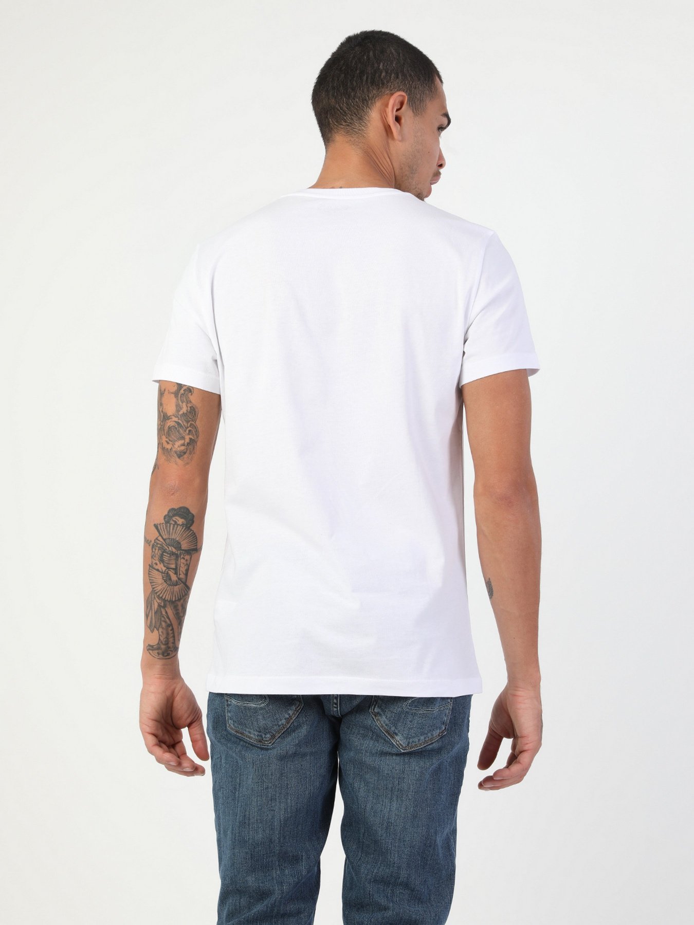 Футболки и поло Colin’s модель CL1049426WHT Фото