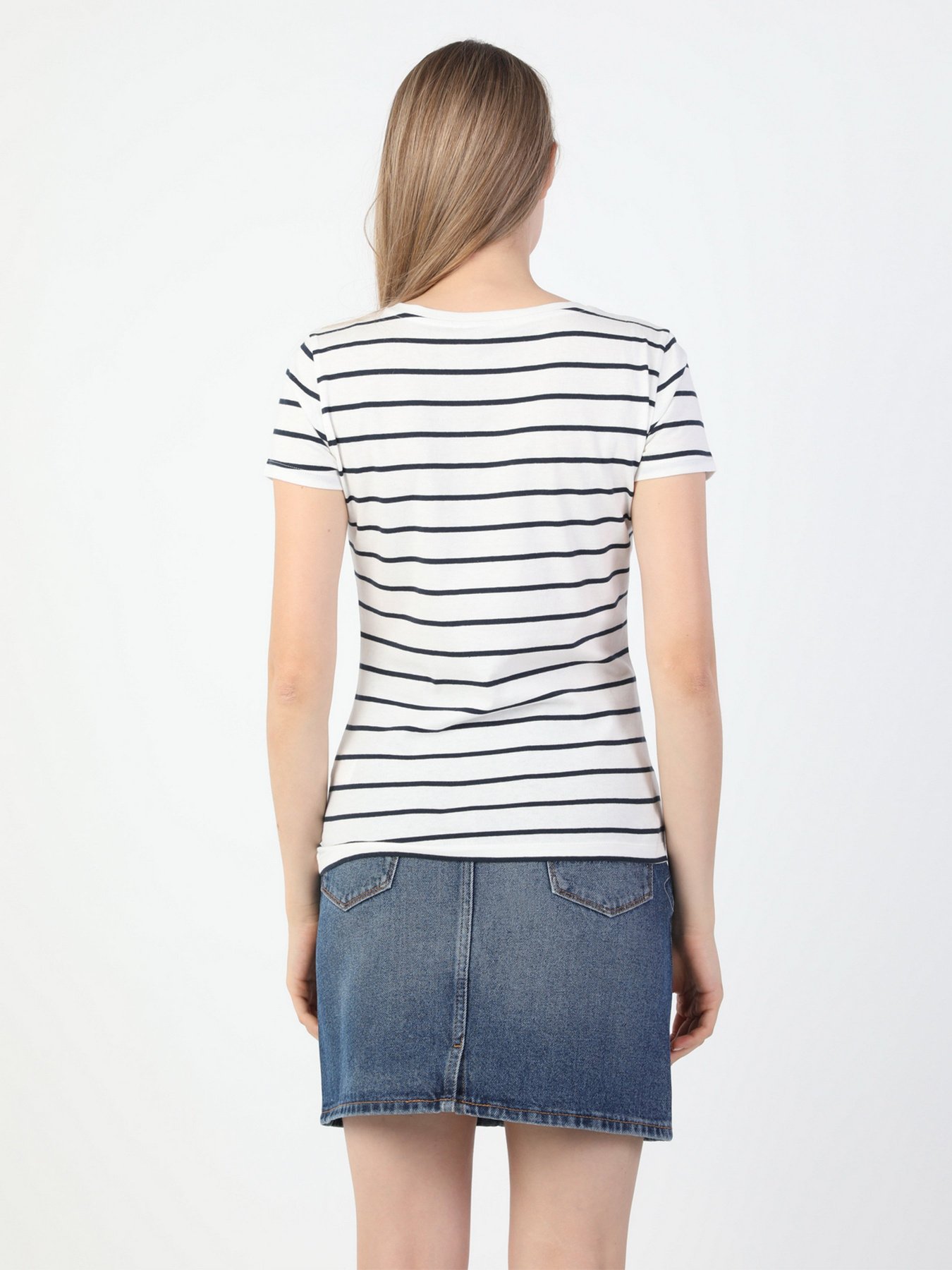 Футболки и поло Colin’s модель CL1049511WHT Фото