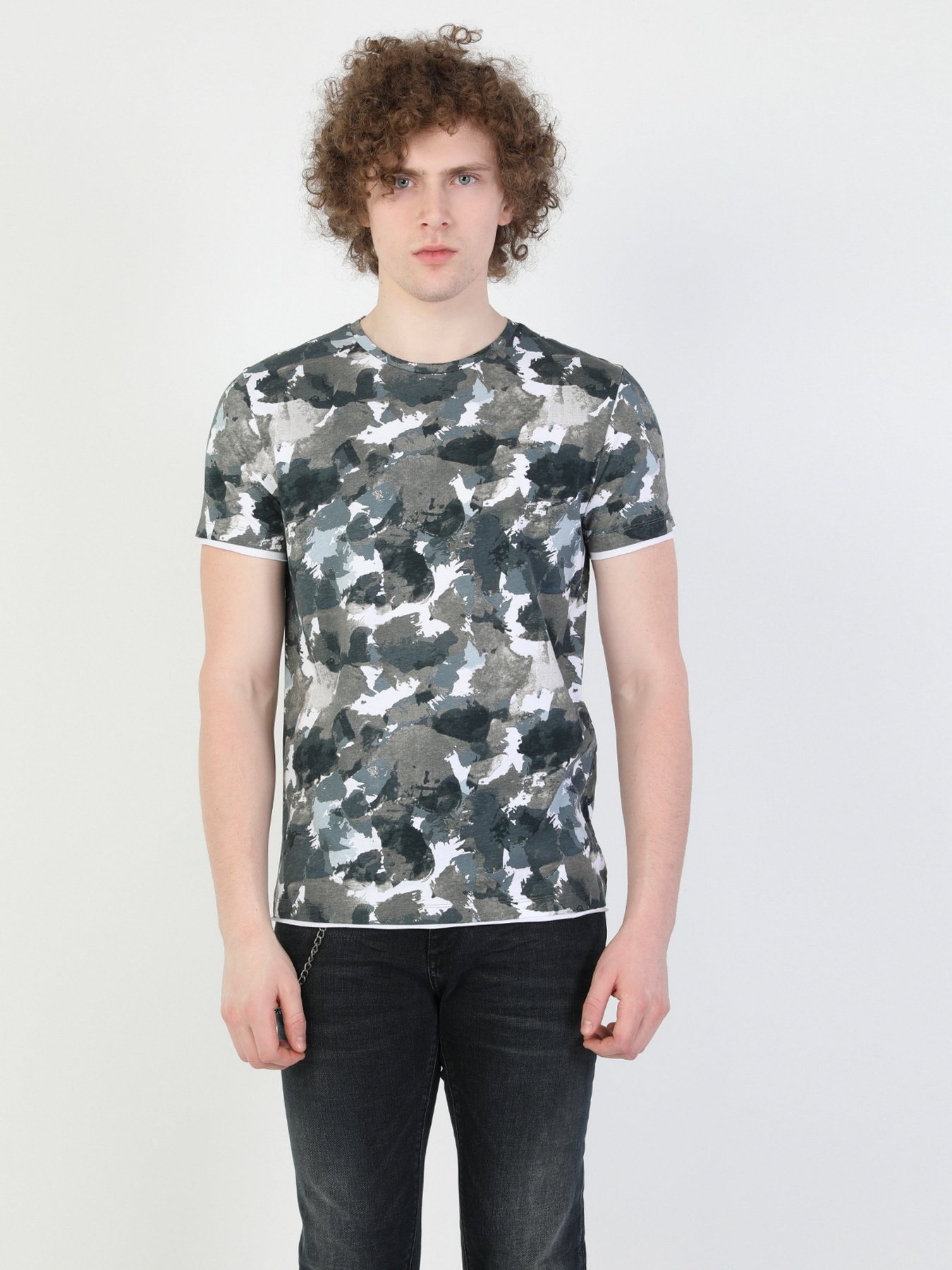 Футболки и поло Colin’s модель CL1049535KHA Фото