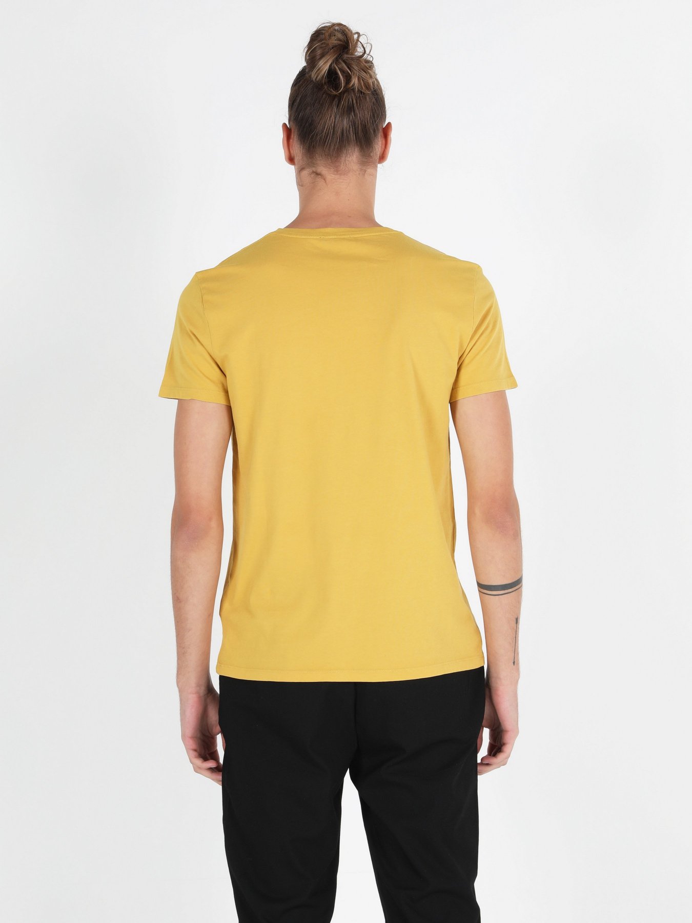 Футболки и поло Colin’s модель CL1050162YLS Футболки и поло Colin’s модель CL1050162YLS Фото