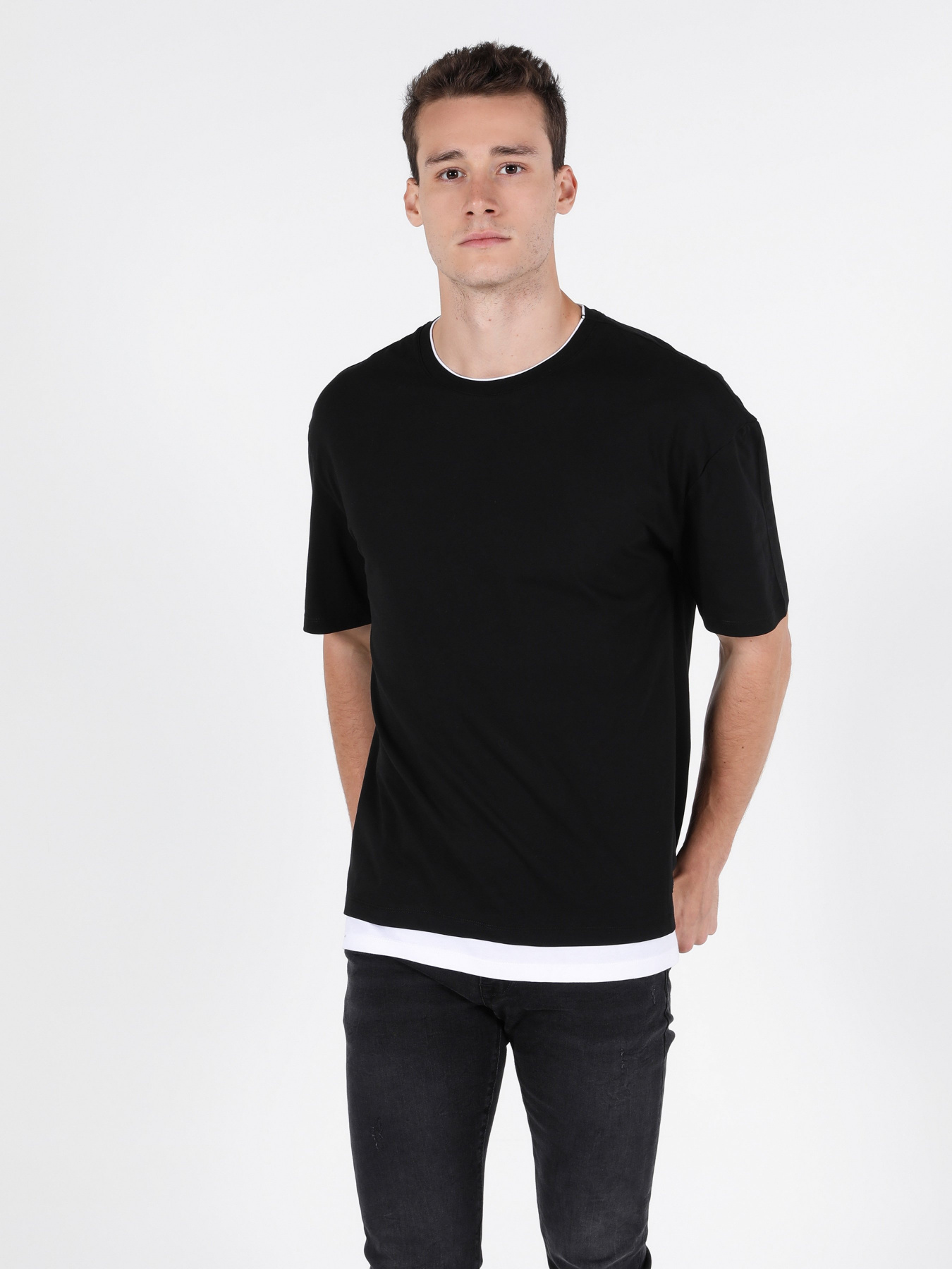 Футболки и поло Colin’s модель CL1050938BLK Фото