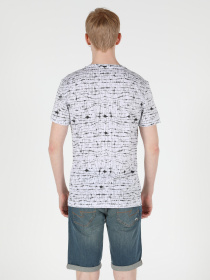 Футболки и поло Colin’s модель CL1050945WHT Фото