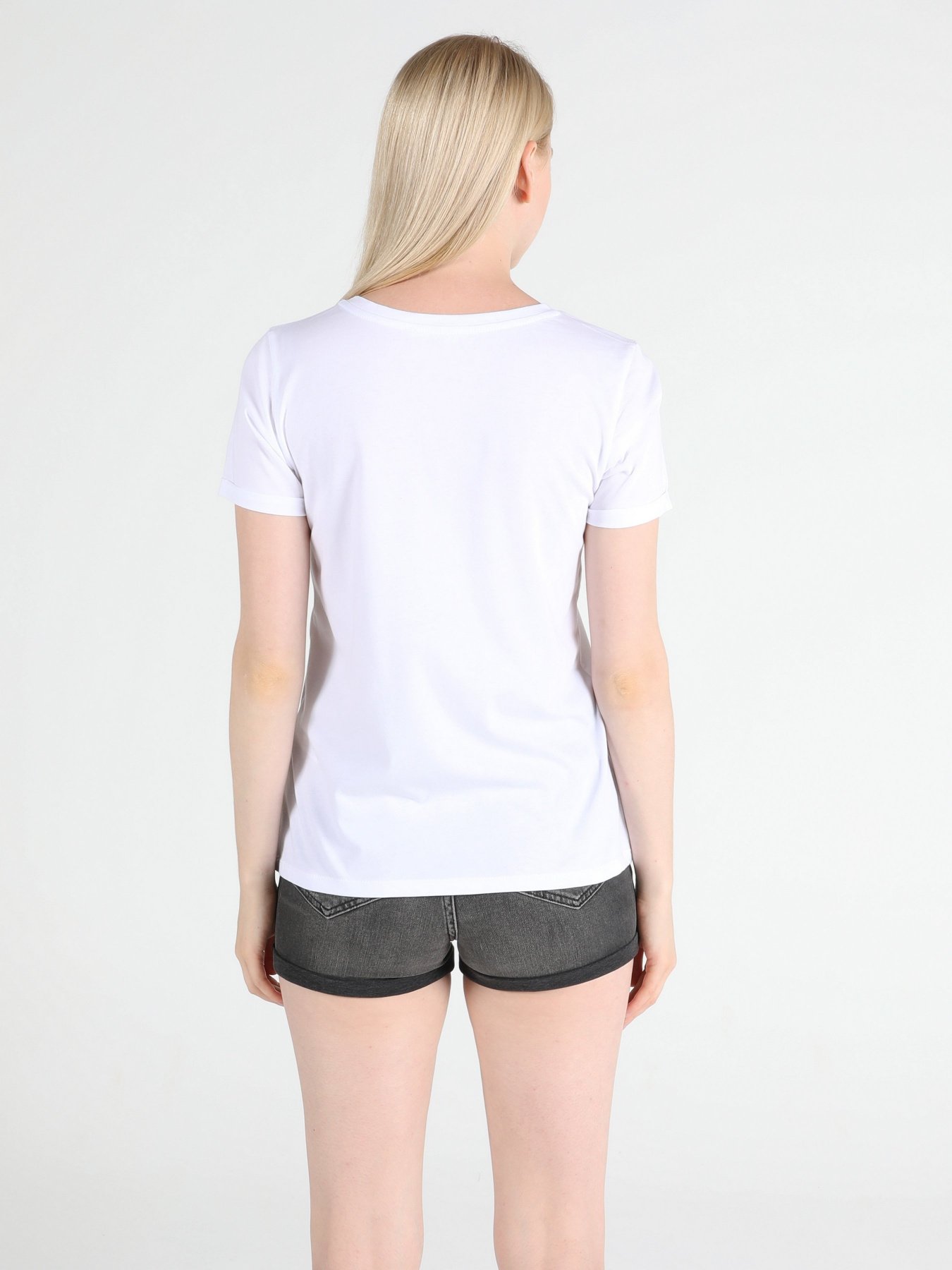 Футболки и поло Colin’s модель CL1051349WHT Фото