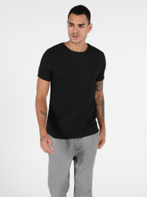 Футболки і поло Colin’s модель CL1052053BLK Фото