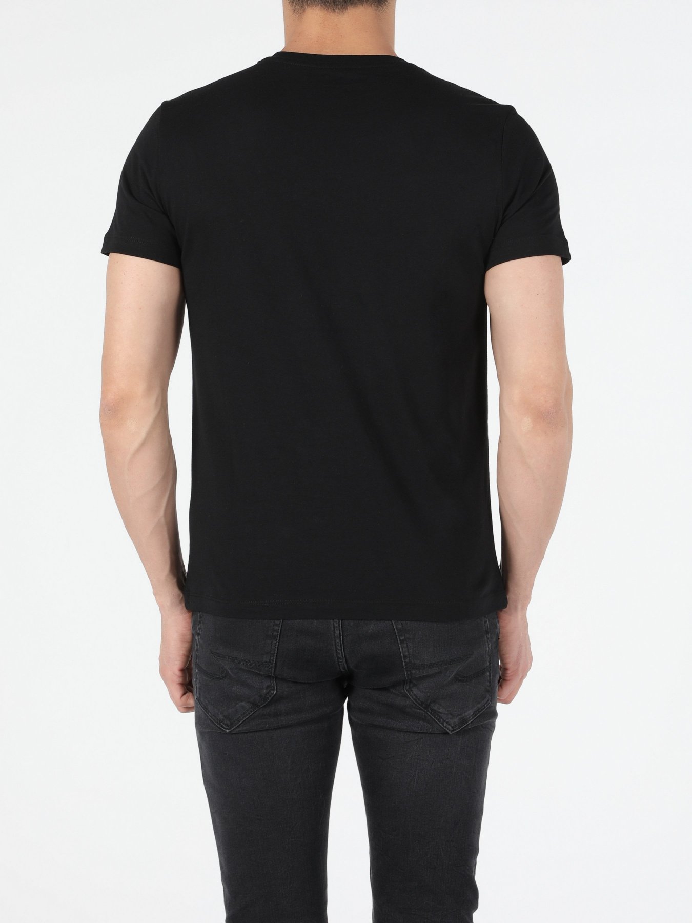 Футболки и поло Colin’s модель CL1053932BLK Фото