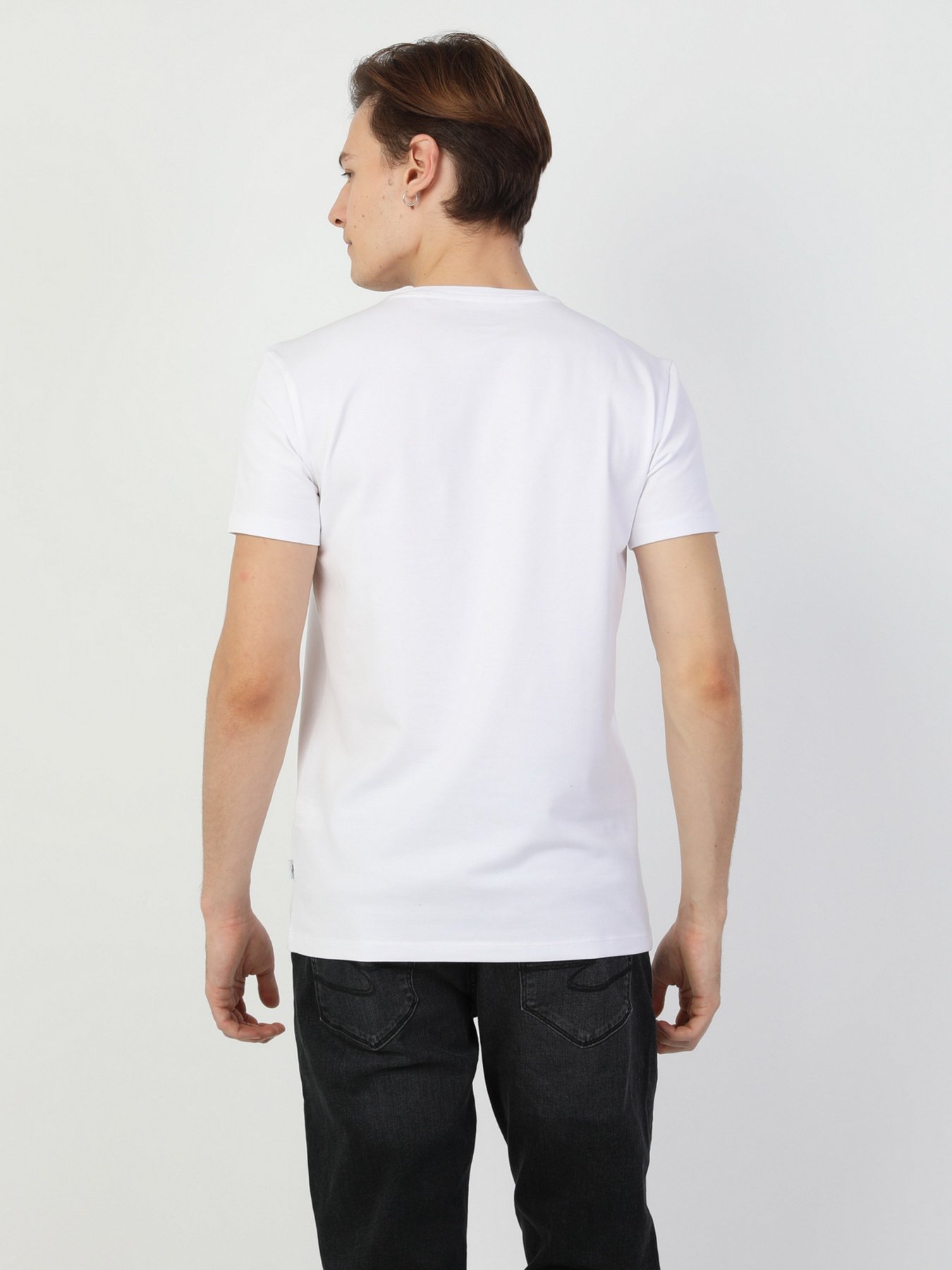 Футболки и поло Colin’s модель CLTKTMTSH0242530WHT Фото