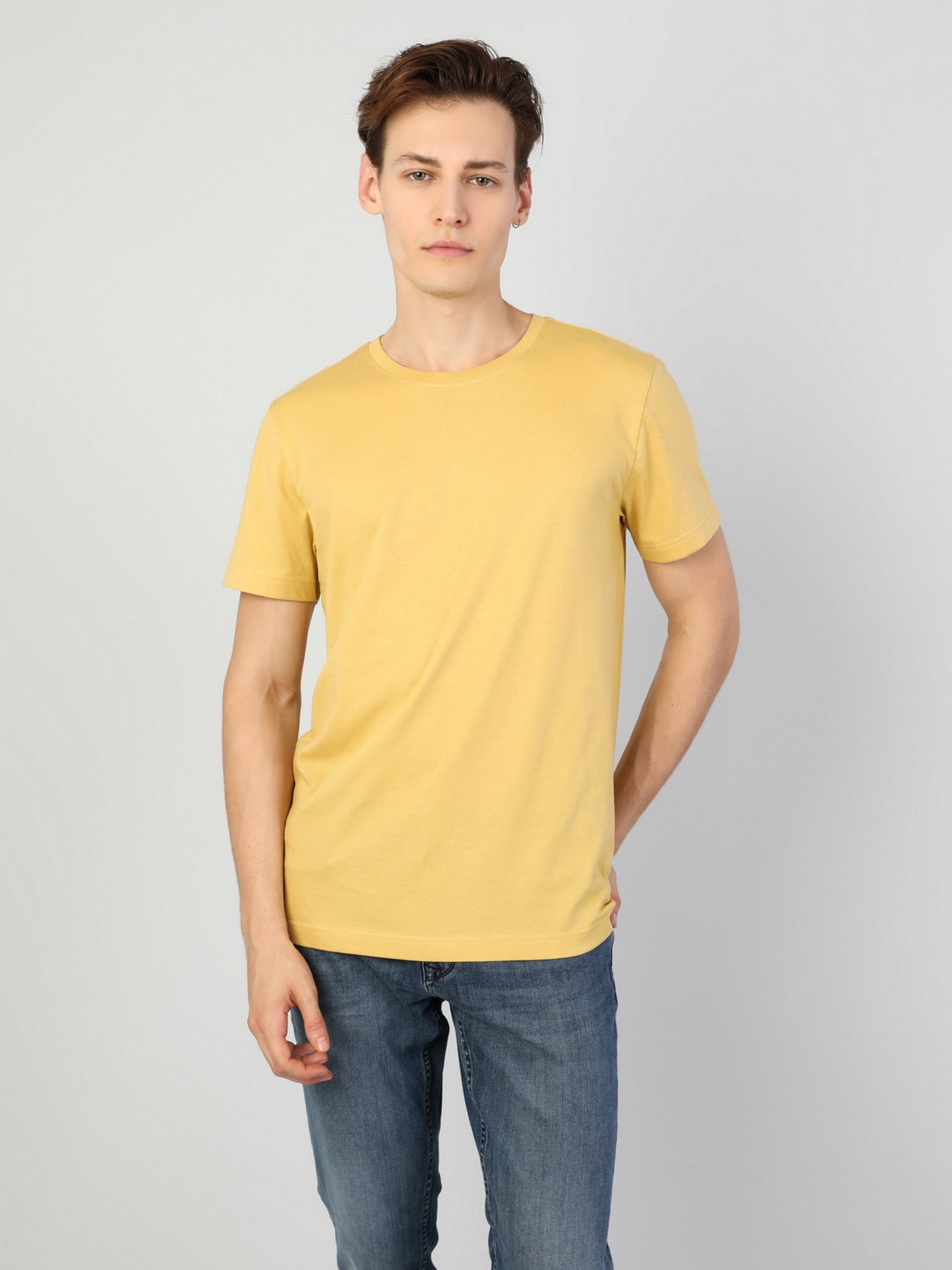 Футболки и поло Colin’s модель CLTKTTSHM0022575DYL Футболки и поло Colin’s модель CLTKTTSHM0022575DYL Фото