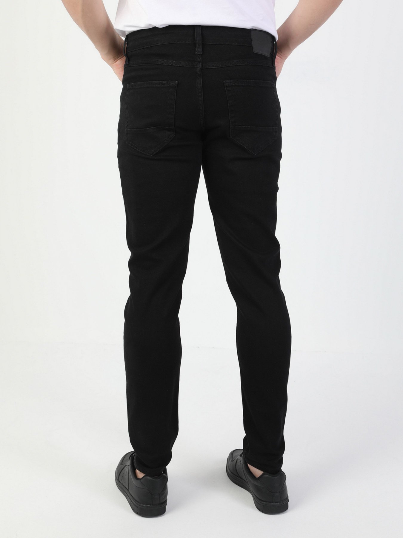 Джинсы Colin’s 041 Danny Slim модель CL1034633DN08255 Фото