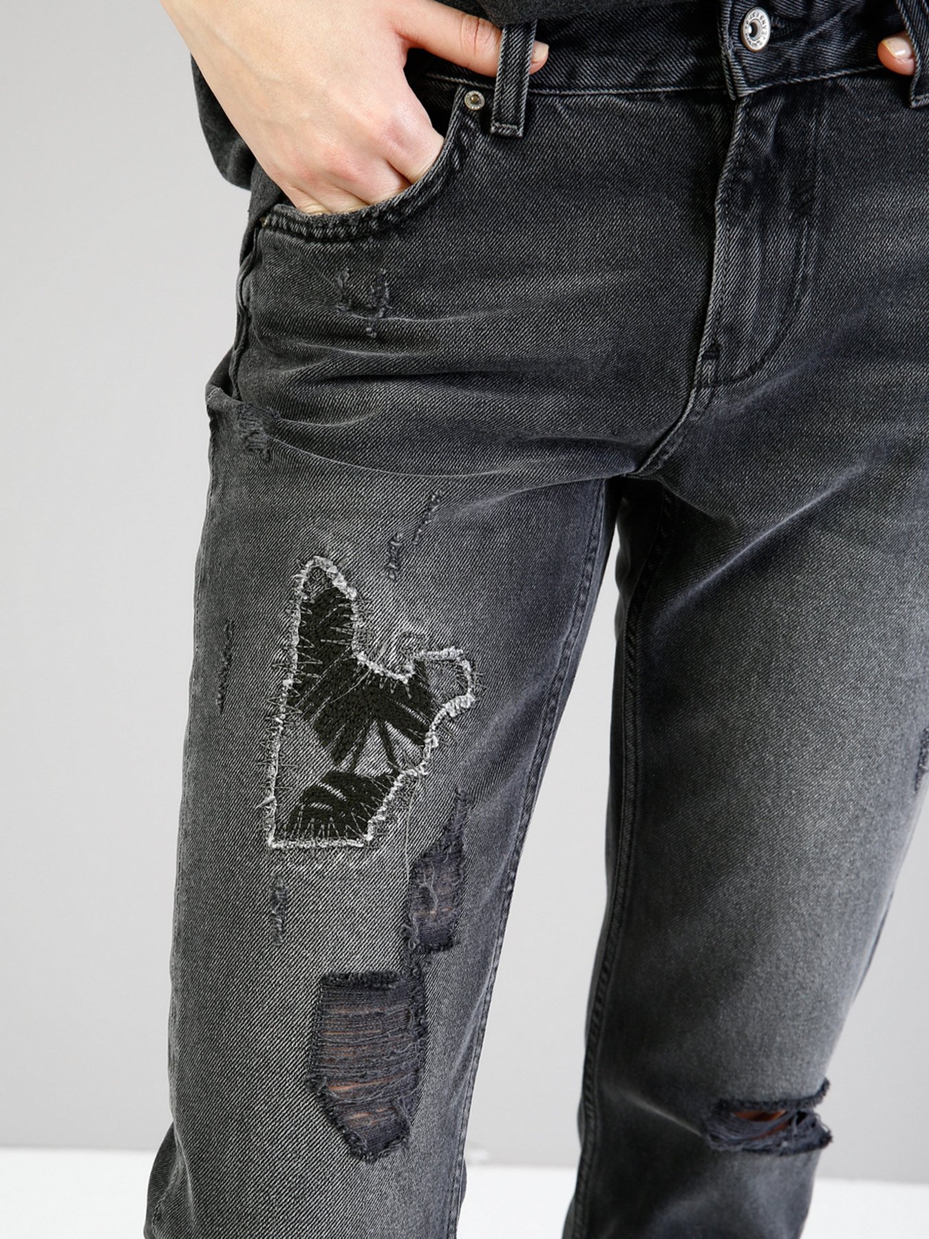 Бойфренды Colin’s модель CL1036019DN03953 Фото