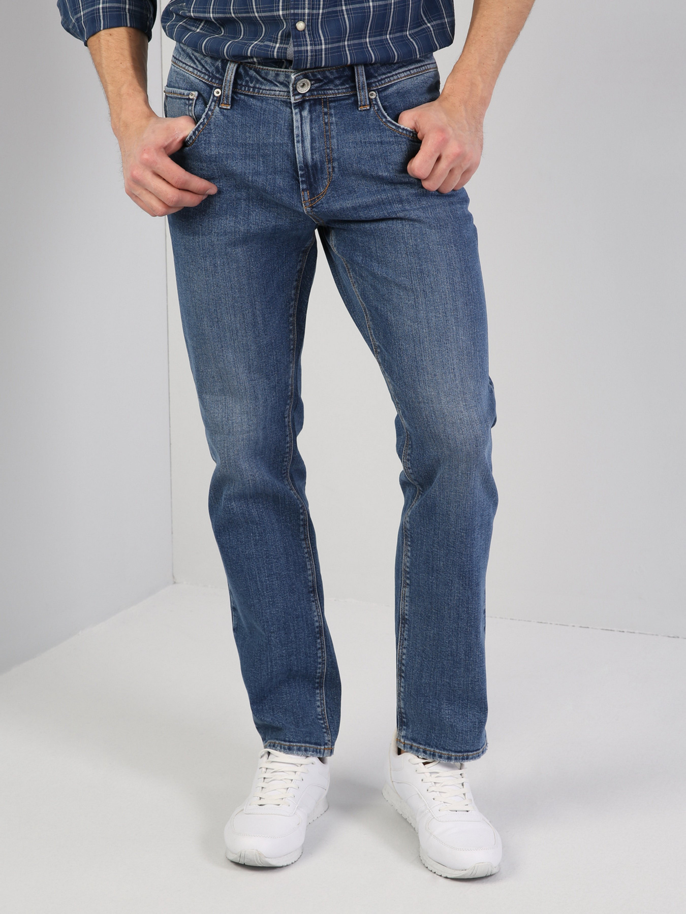 Прямые джинсы Colin’s 045 Davıd модель CL1019135DN04478 Фото