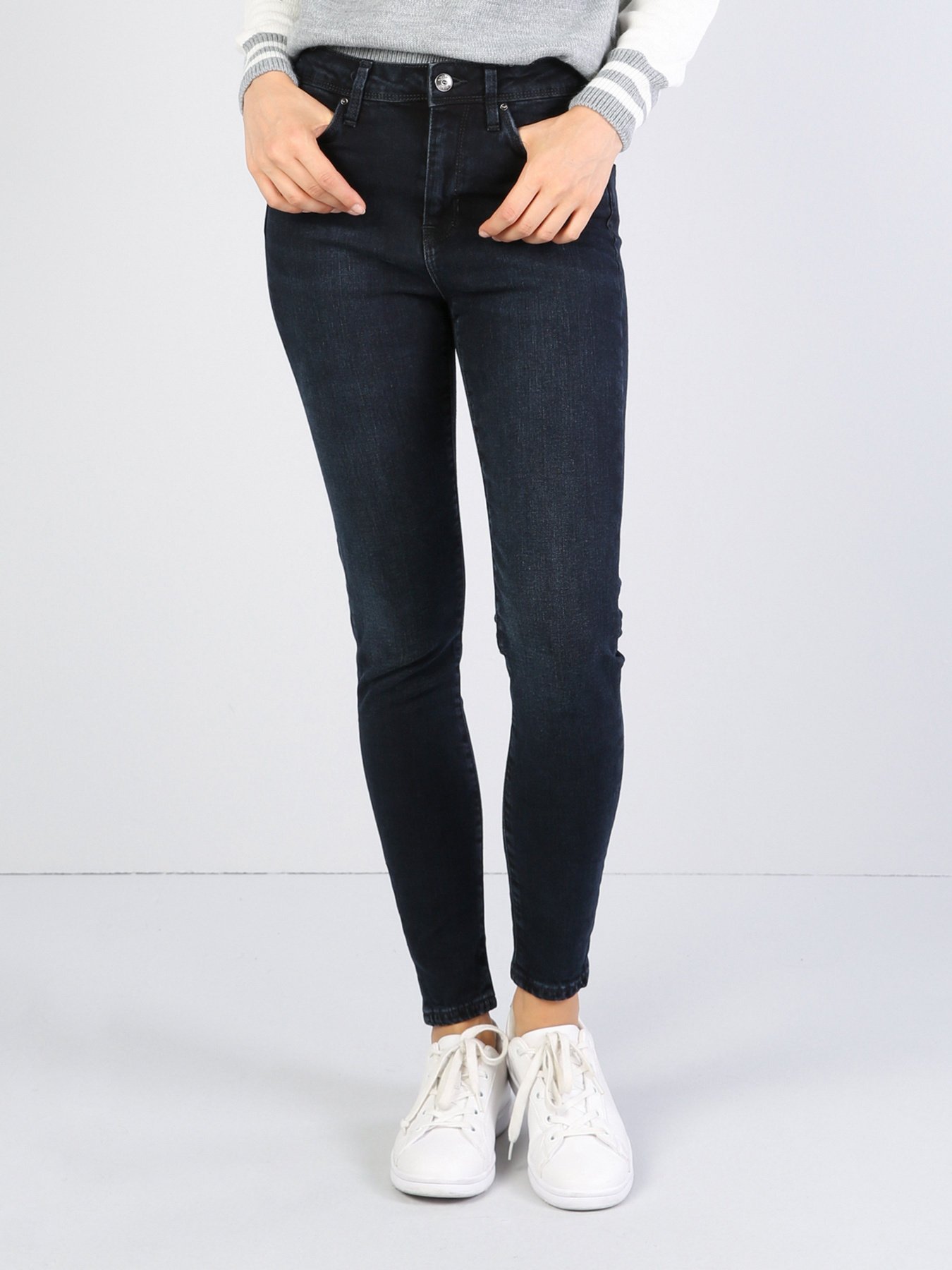 Скинни джинсы Colin’s модель CL1040324DN07229 Скинни джинсы Colin’s модель CL1040324DN07229 Фото