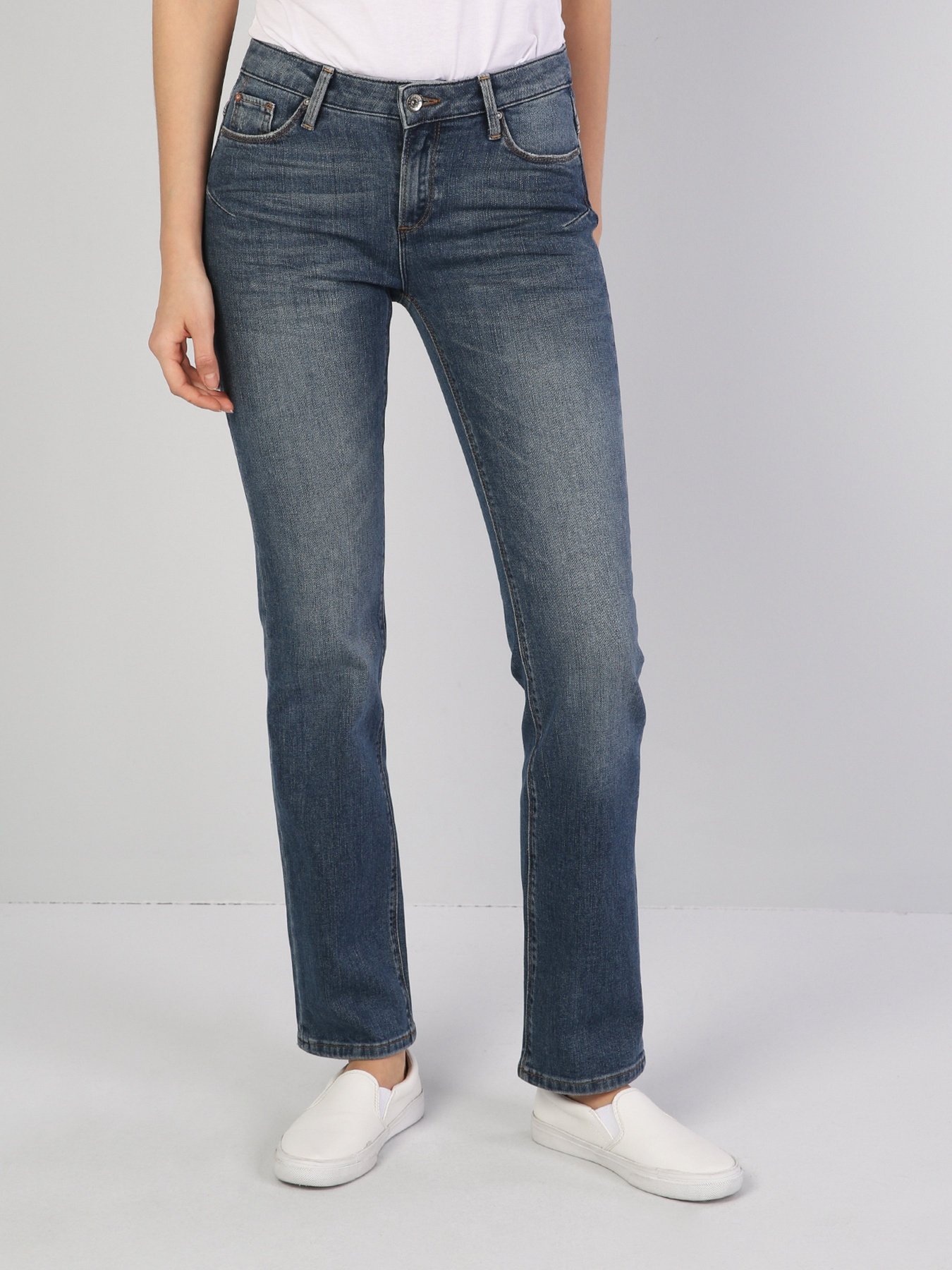Прямые джинсы Colin’s 792 Mila модель CL1042716DN40260 Фото