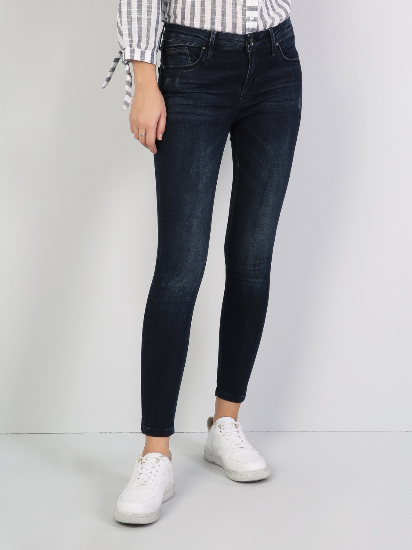 Джинсы Colin’s модель CL1042729DN40268 Фото