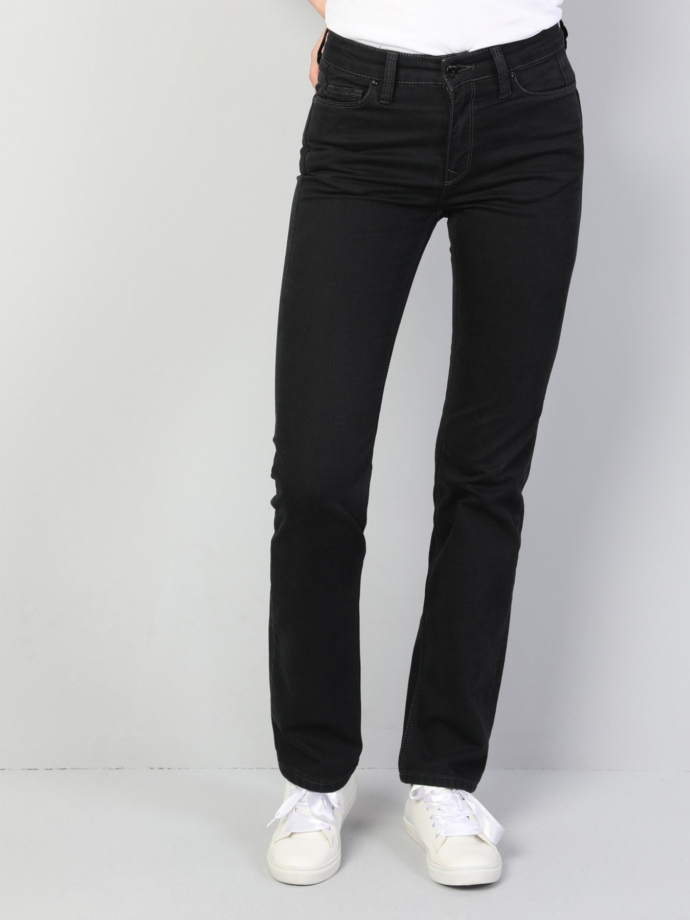 Прямі джинси Colin’s 792 Mila модель CL1045986DN40624 Фото