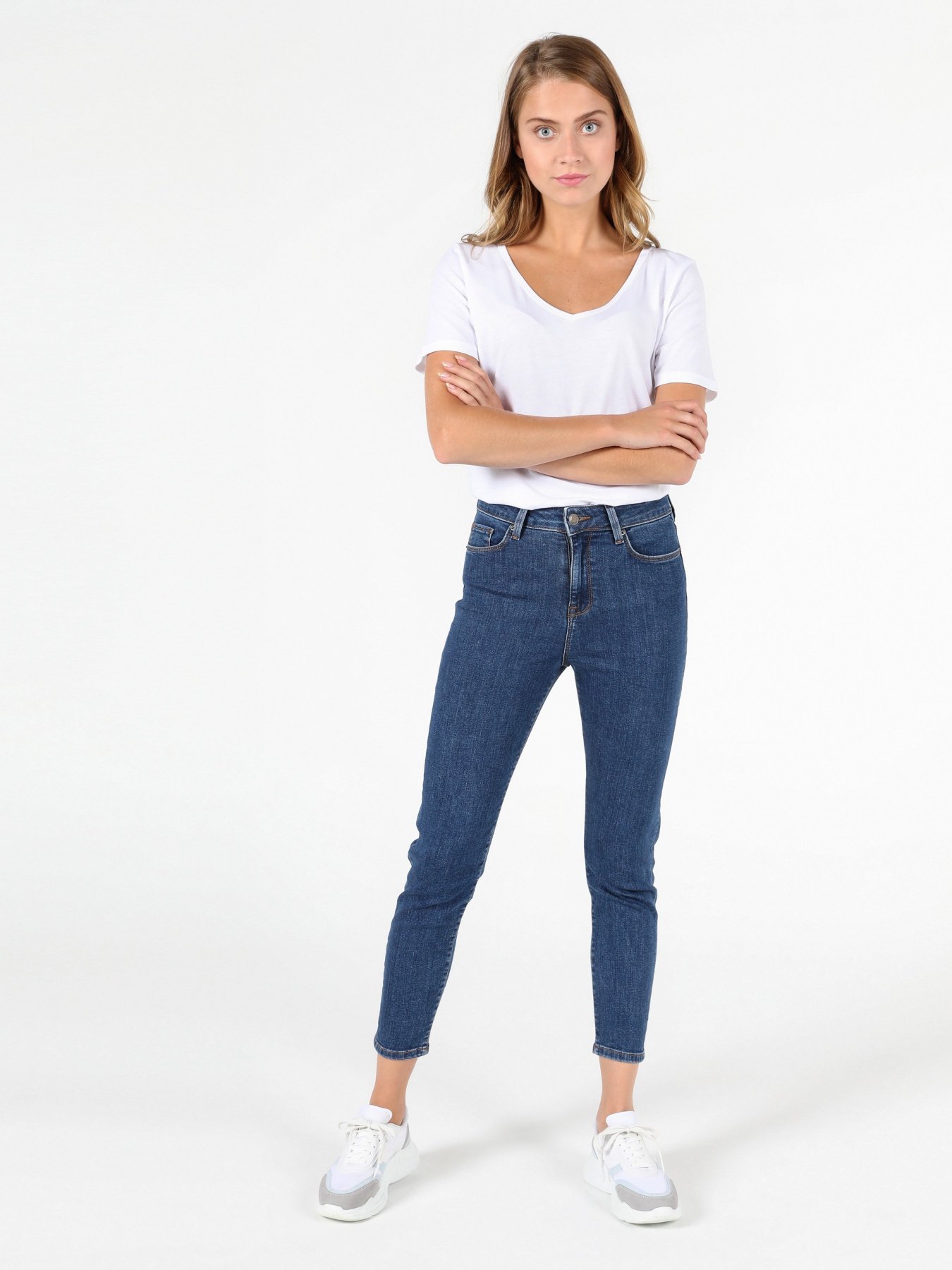 Зауженные джинсы Colin’s 760 Diana модель CL1046126DN40028 Фото