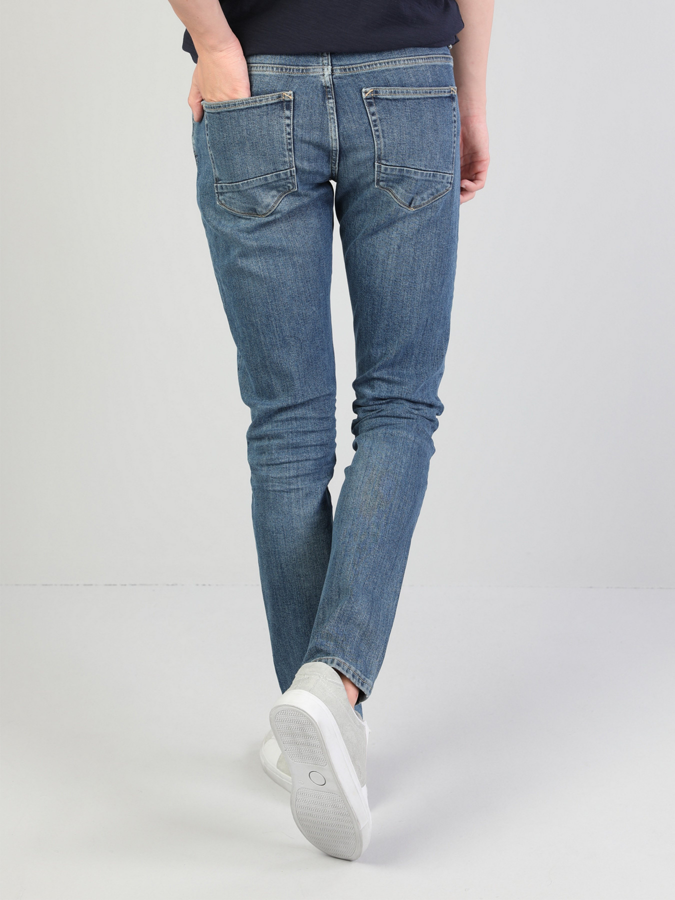 Зауженные джинсы Colin’s 041 Danny модель CL1046151DN07497 Фото